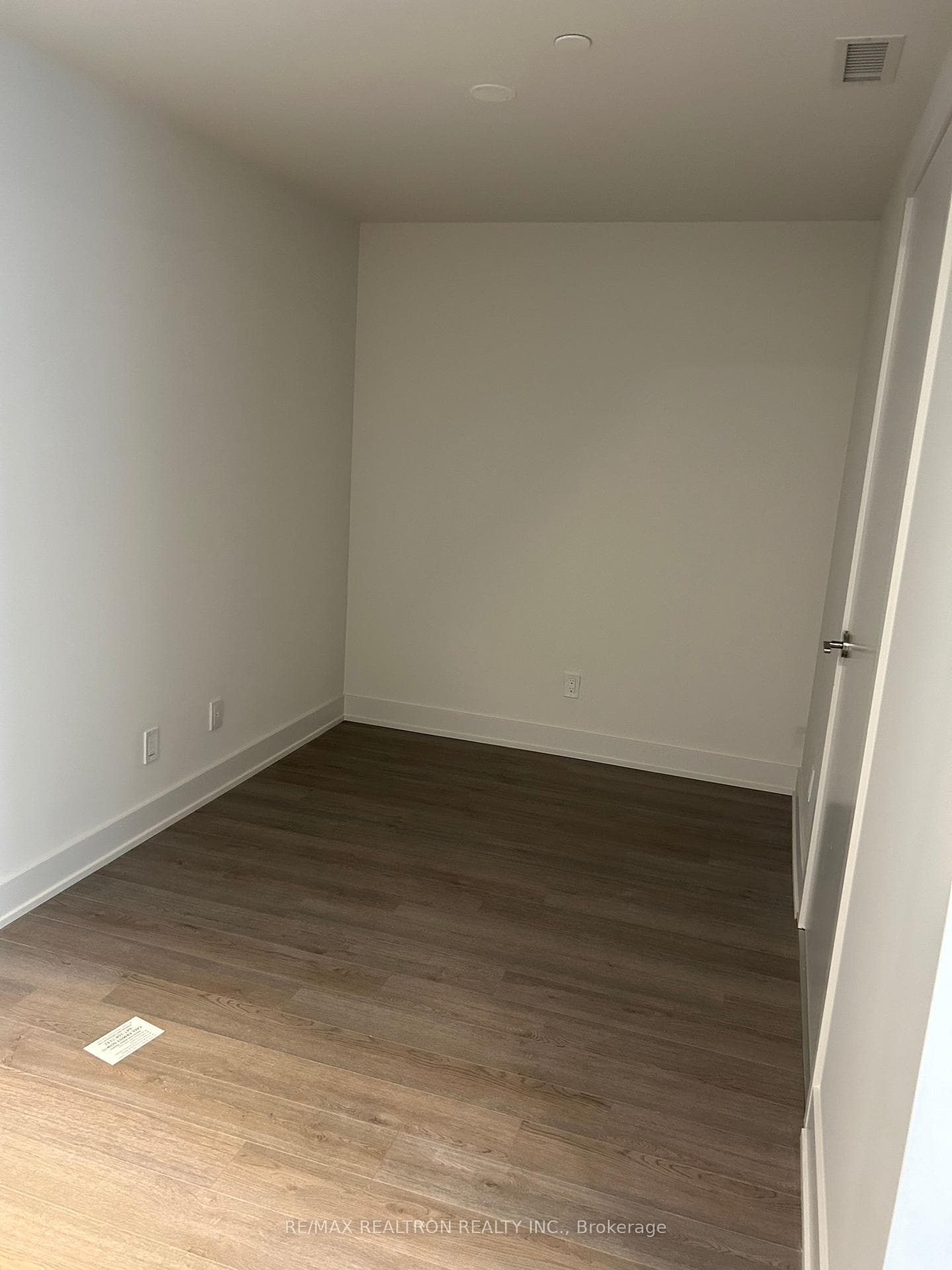 8 Cumberland Street Unit 1404 photo 5