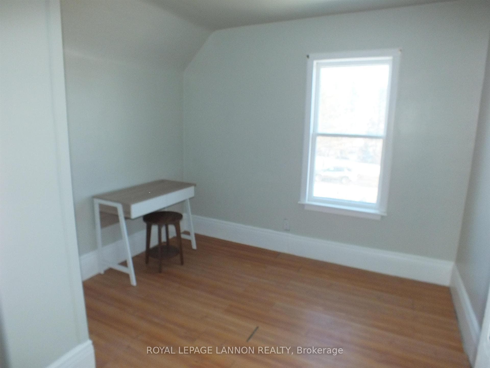 611 Vickers Street photo 19