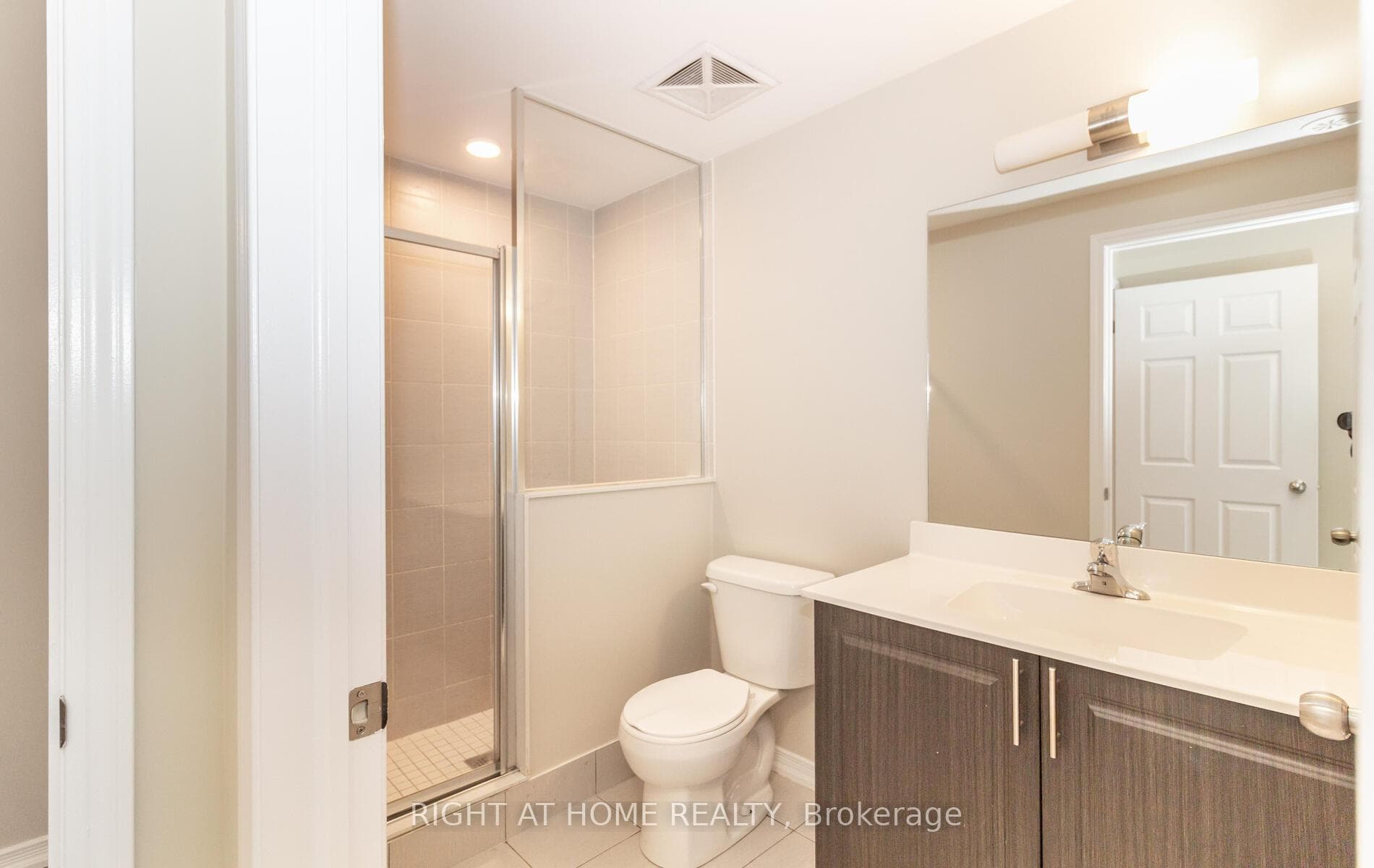8835 Sheppard Avenue Unit 211 photo 13