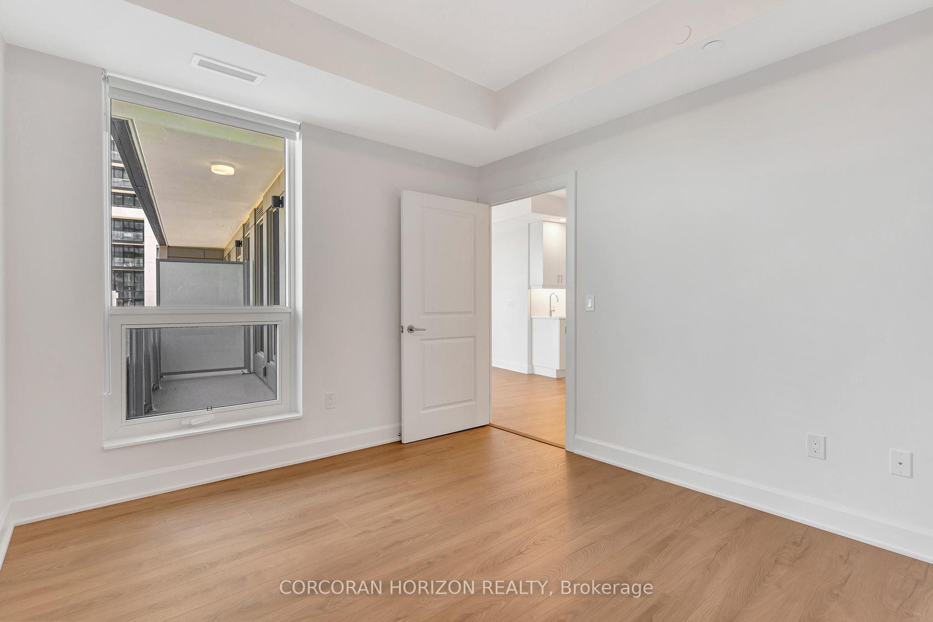 3240 William Coltson Avenue Unit 501 photo 16