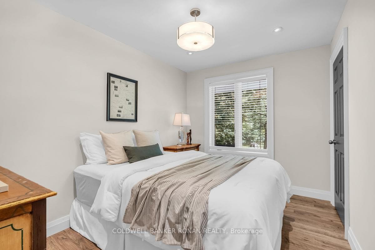 1292 Shoreview Drive photo 18