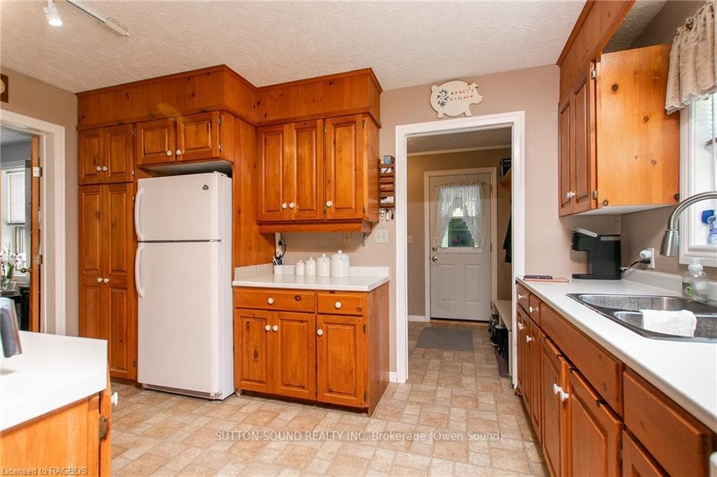 119888 SIDE ROAD 315 N/A photo 14