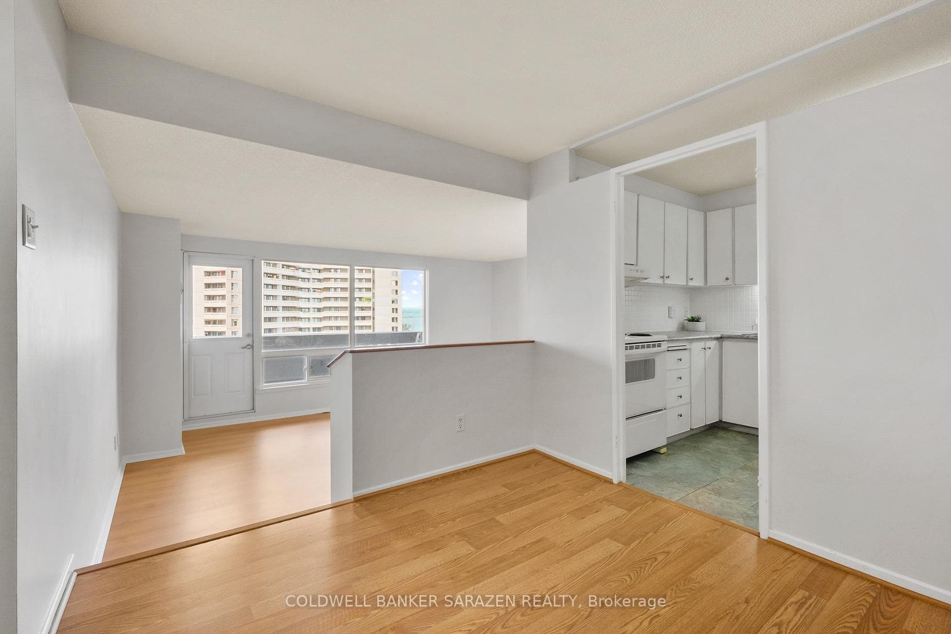 1100 Ambleside Drive Unit 1115 photo 8