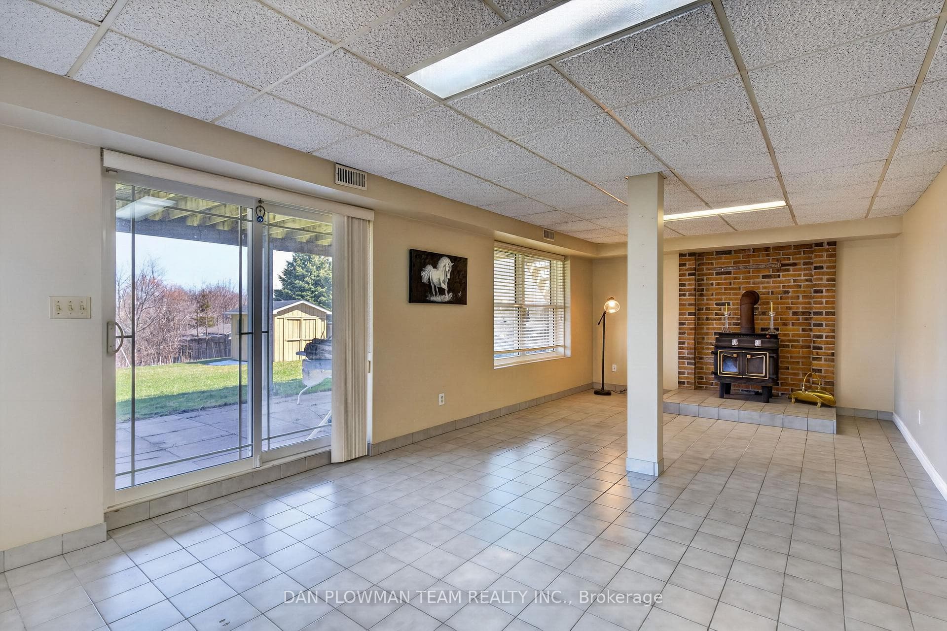357 Powell Road photo 36