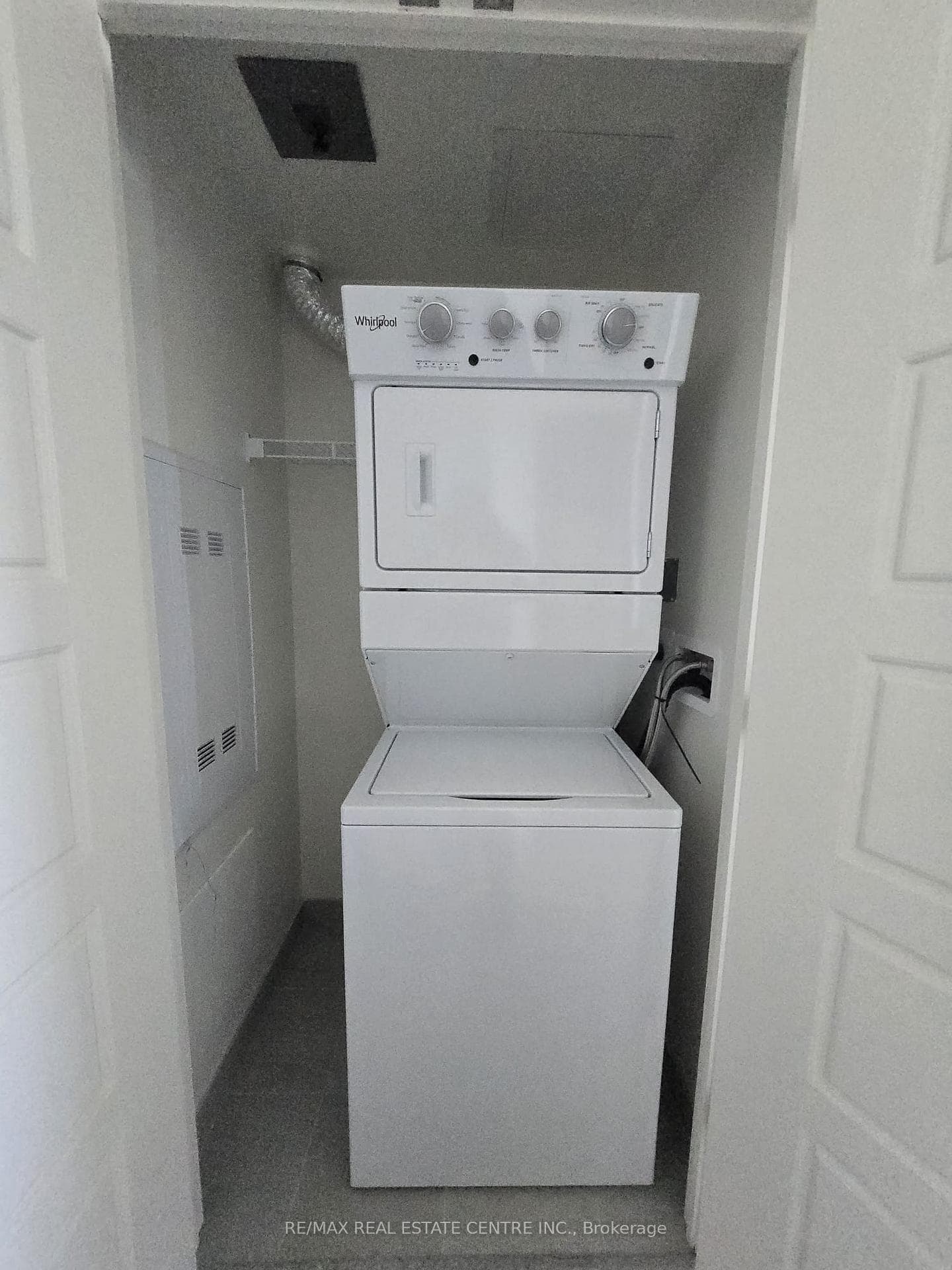 1415 Dundas Street Unit 701 photo 16