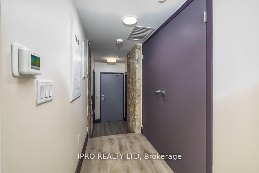 121 King Street Unit 405 photo 7
