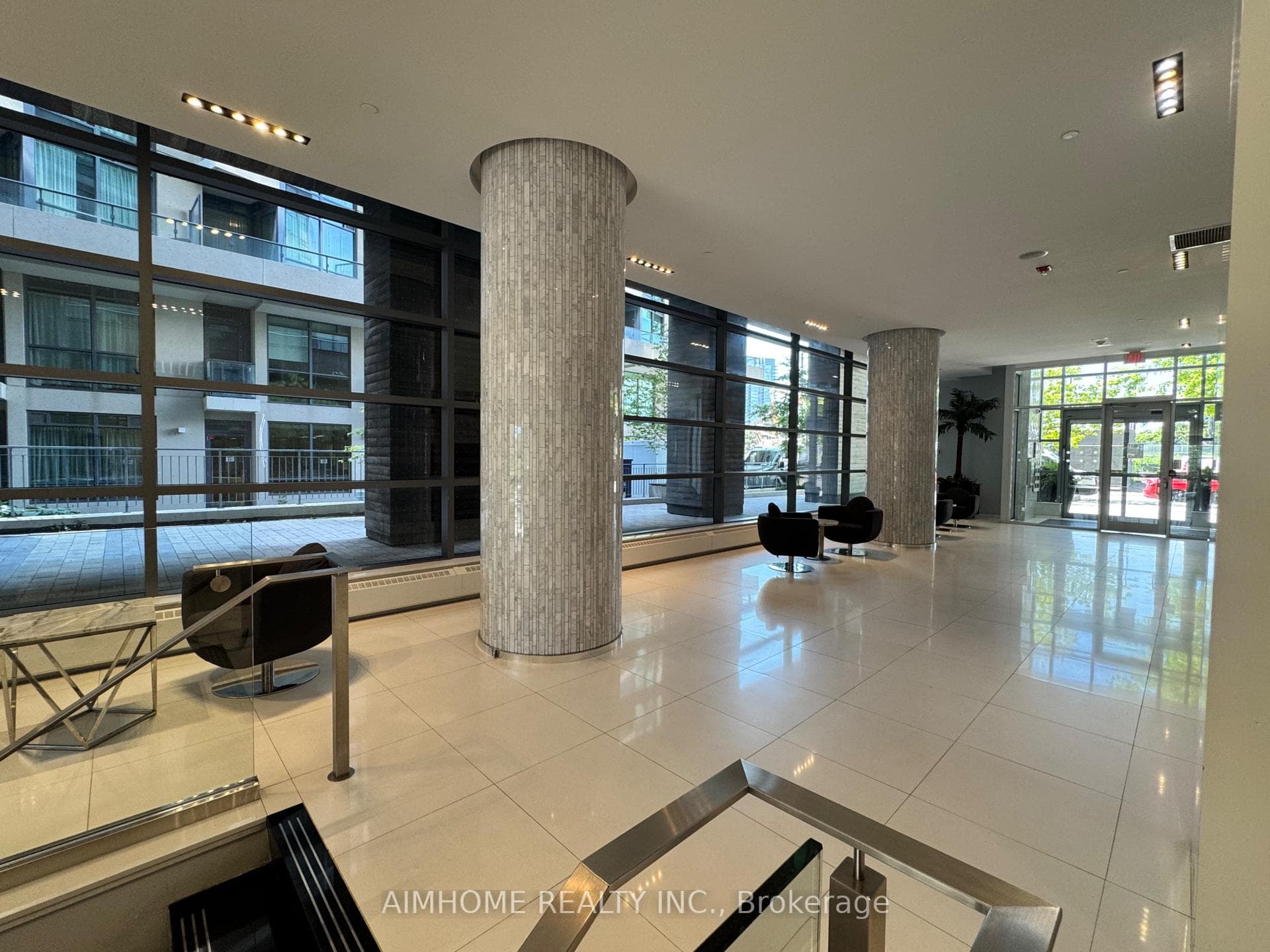 56 Annie Craig Drive Unit 801 photo 3