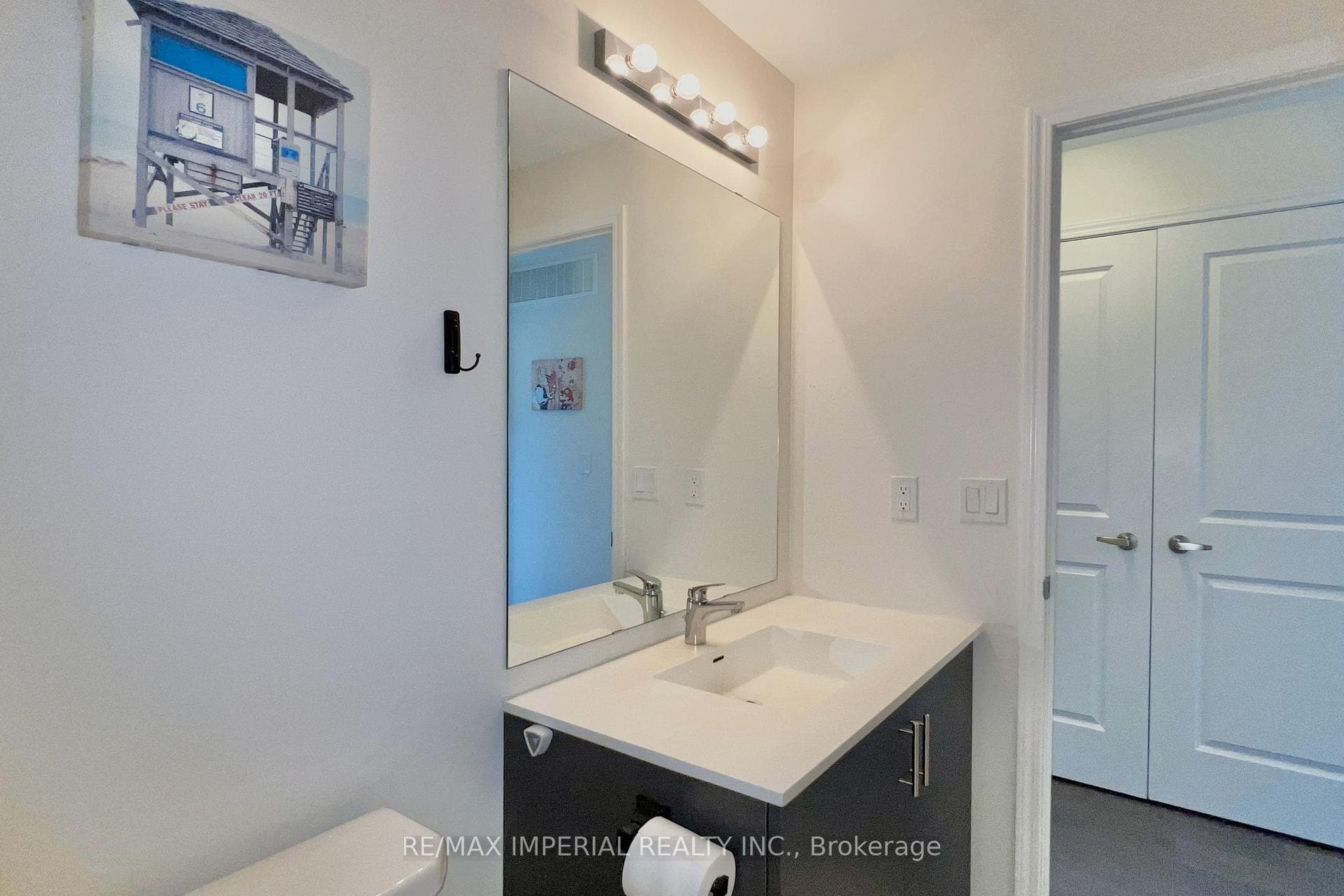 1120 Briar Hill Avenue Unit 201 photo 16