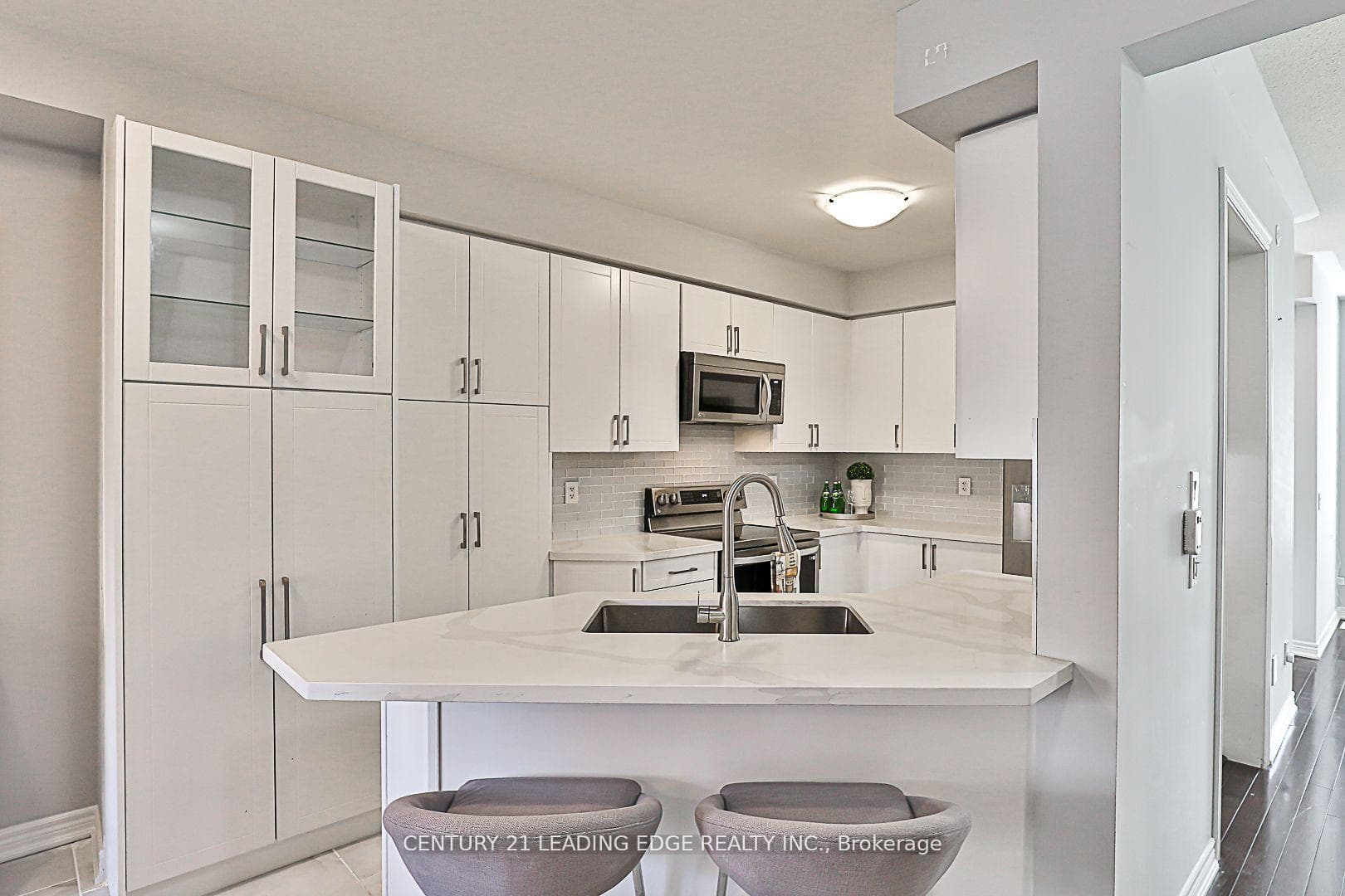 10 TUFO Avenue photo 10