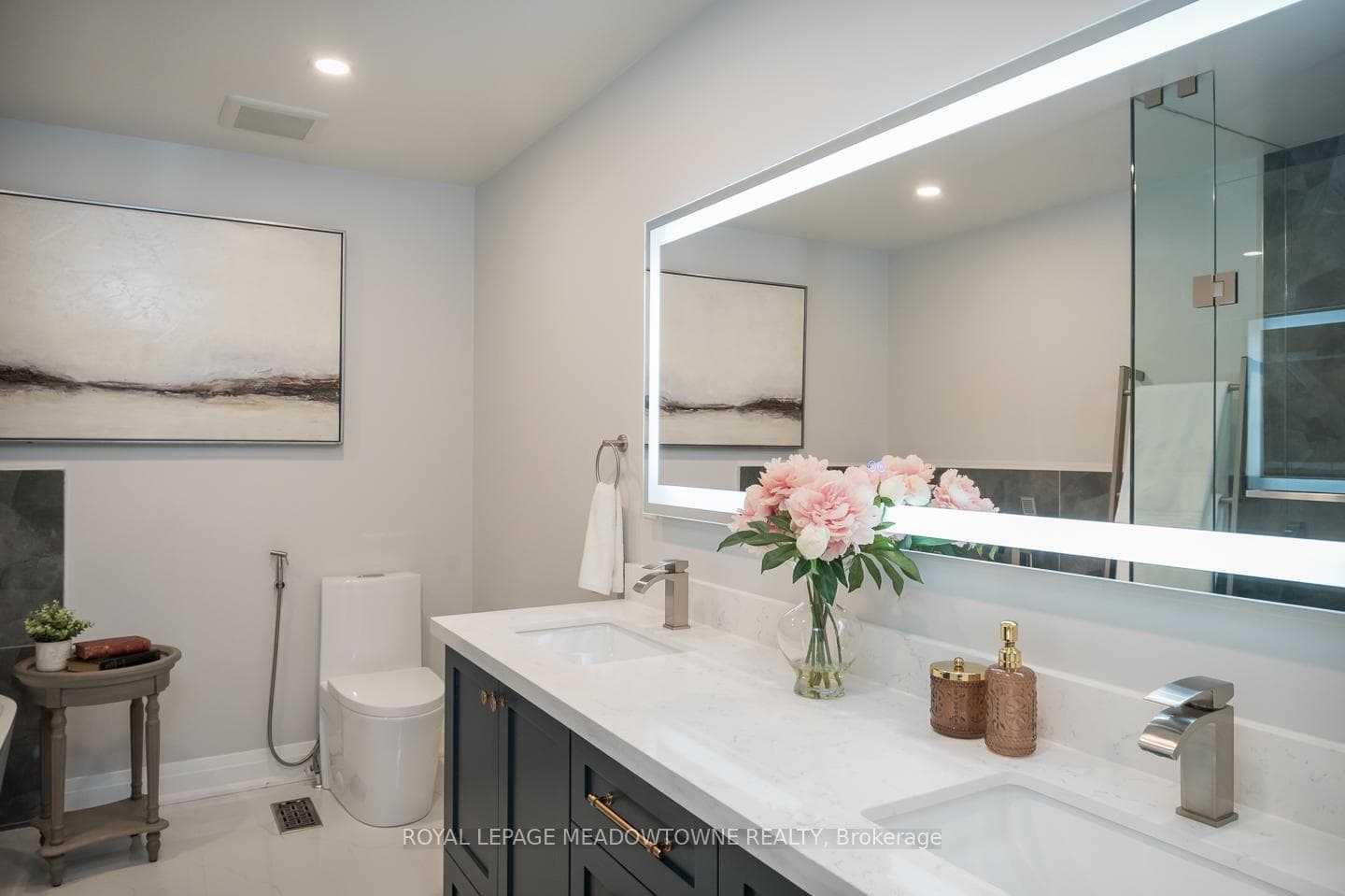 Renovated Ensuite