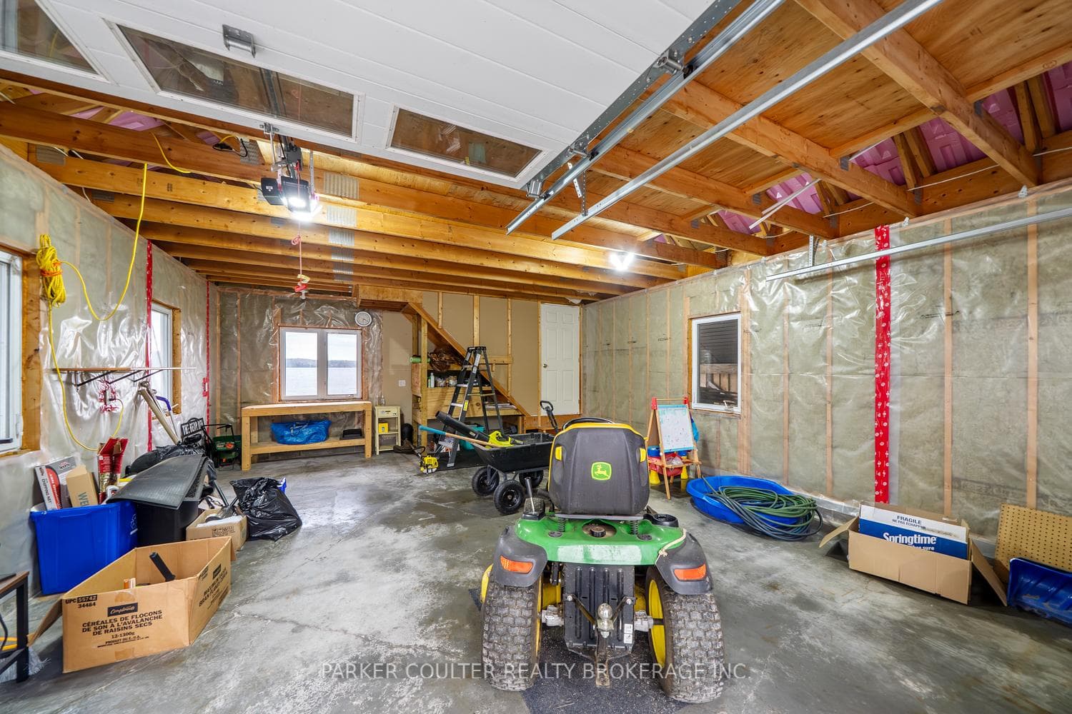 89 High Rock Drive photo 37
