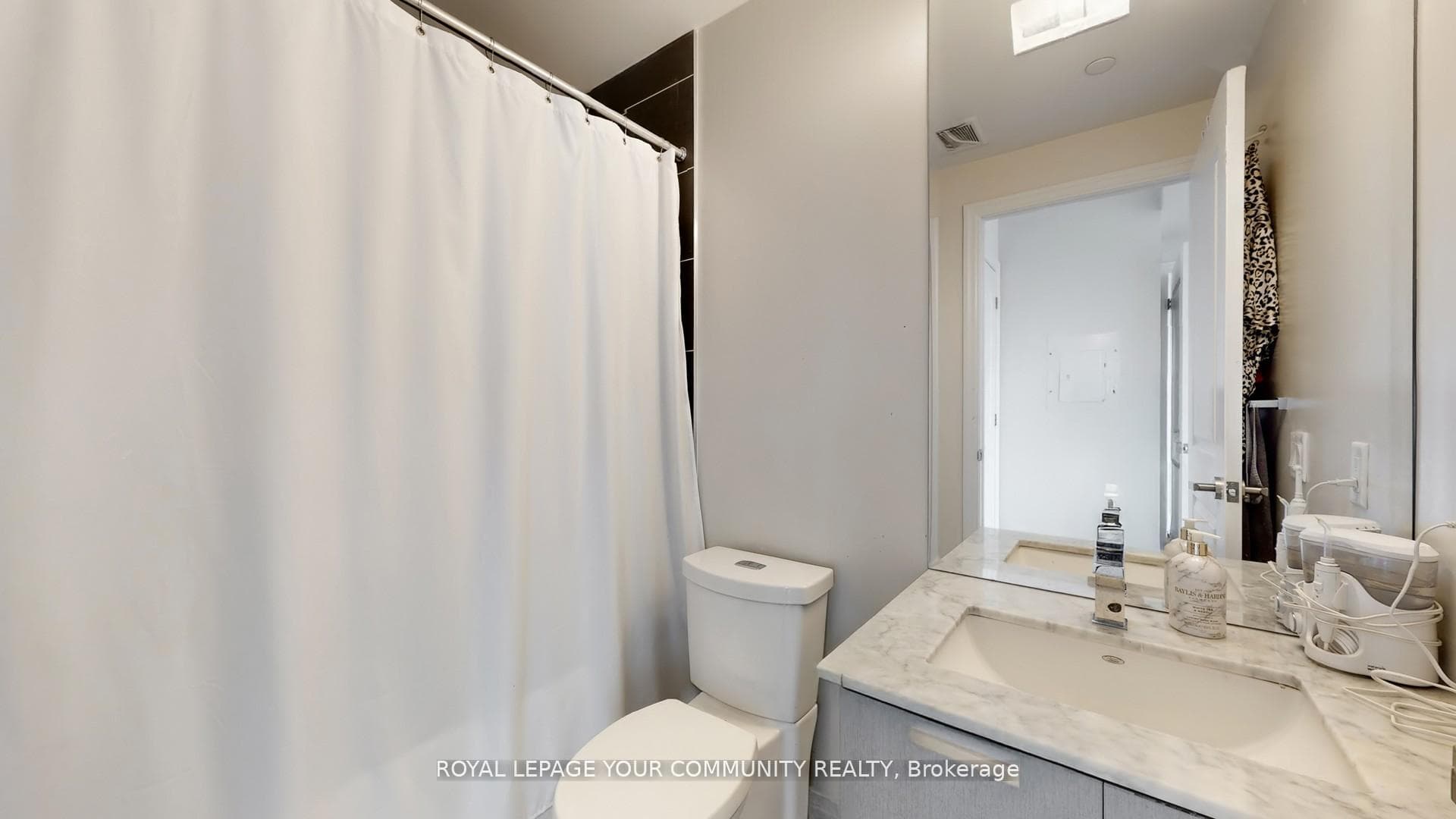 9075 Jane Street Unit 1009 photo 11