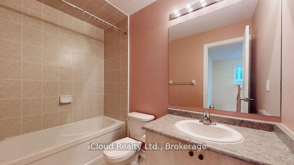 344 Ridley Crescent photo 13