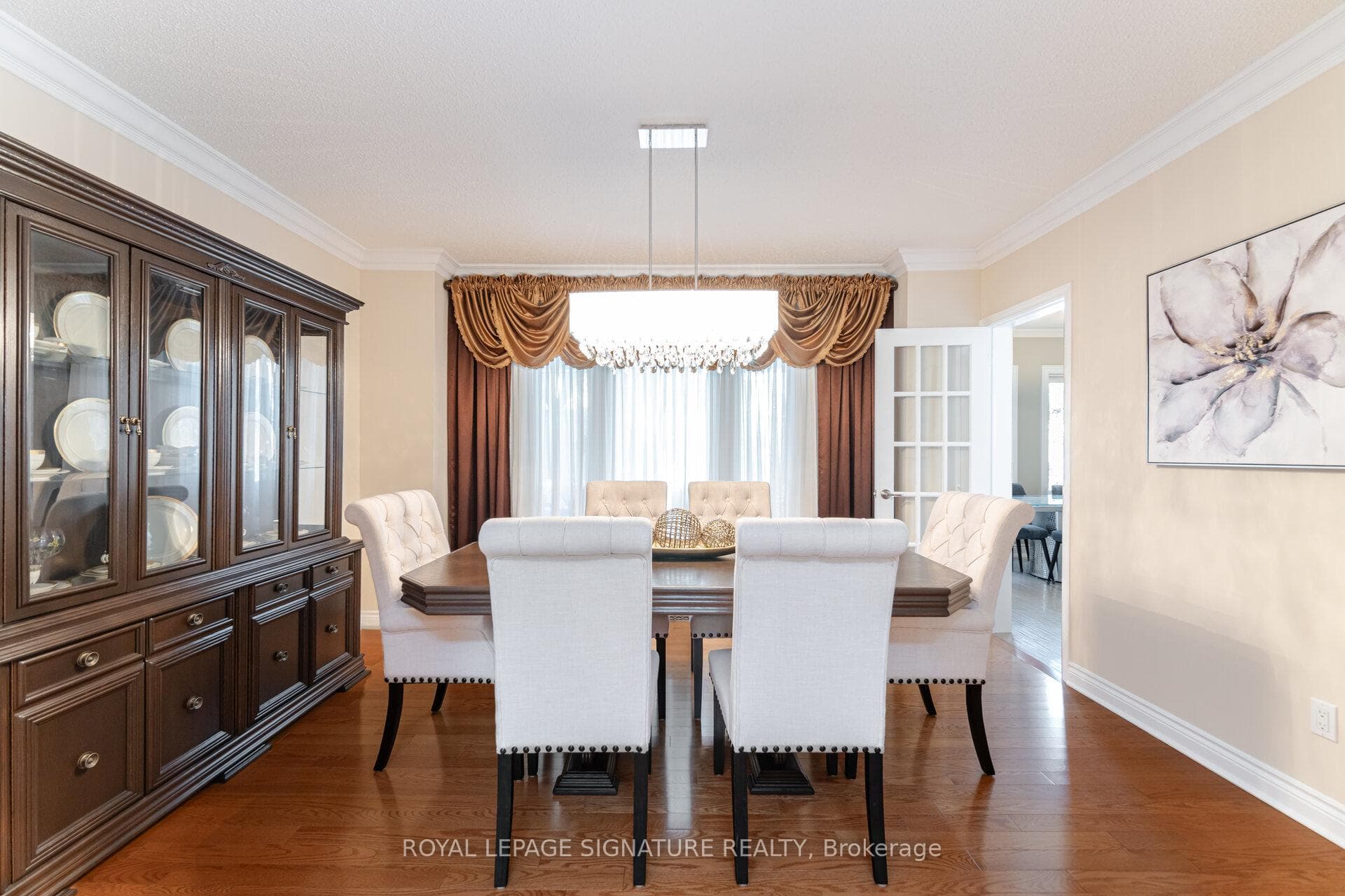 236 Nottingham Drive photo 11