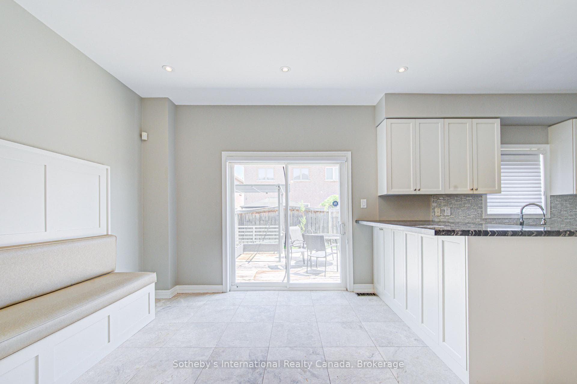 9 Aidan Drive photo 13