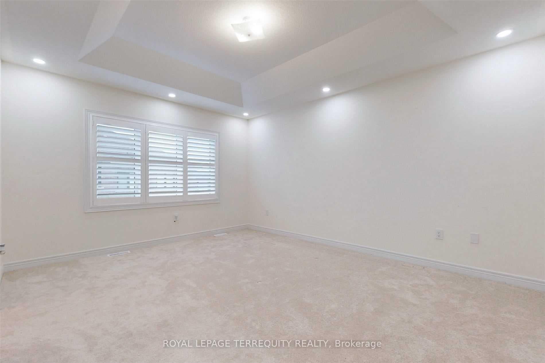 1 Markview Road photo 25