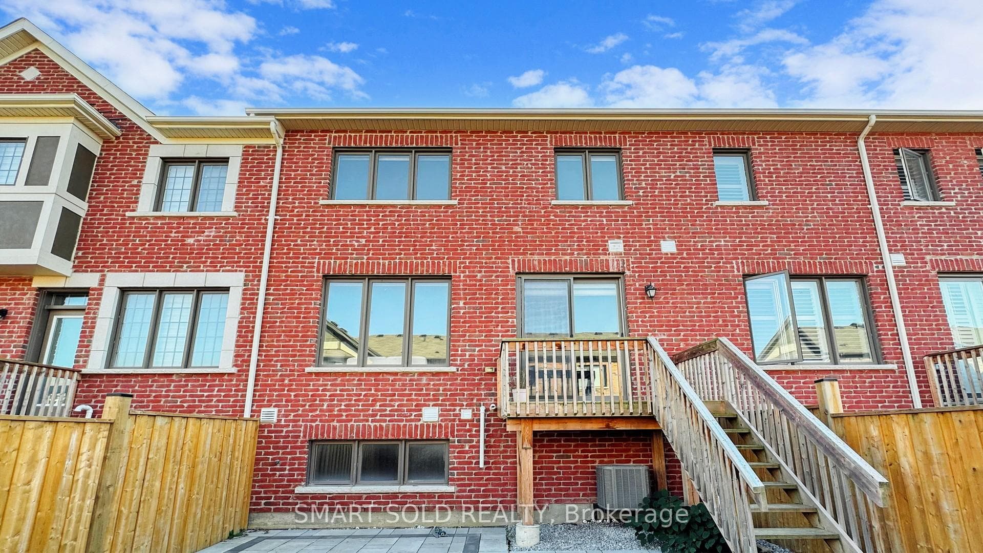 8 Casely Avenue photo 39