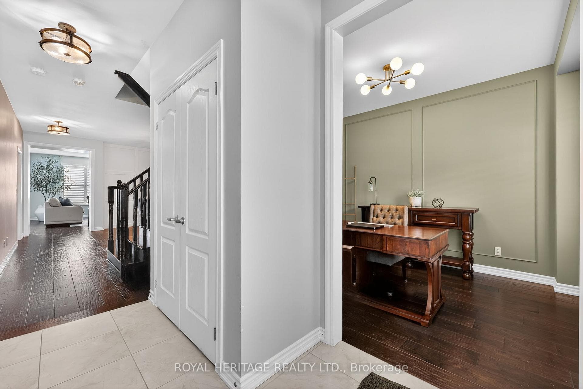 30 Leaden Hall Drive photo 6