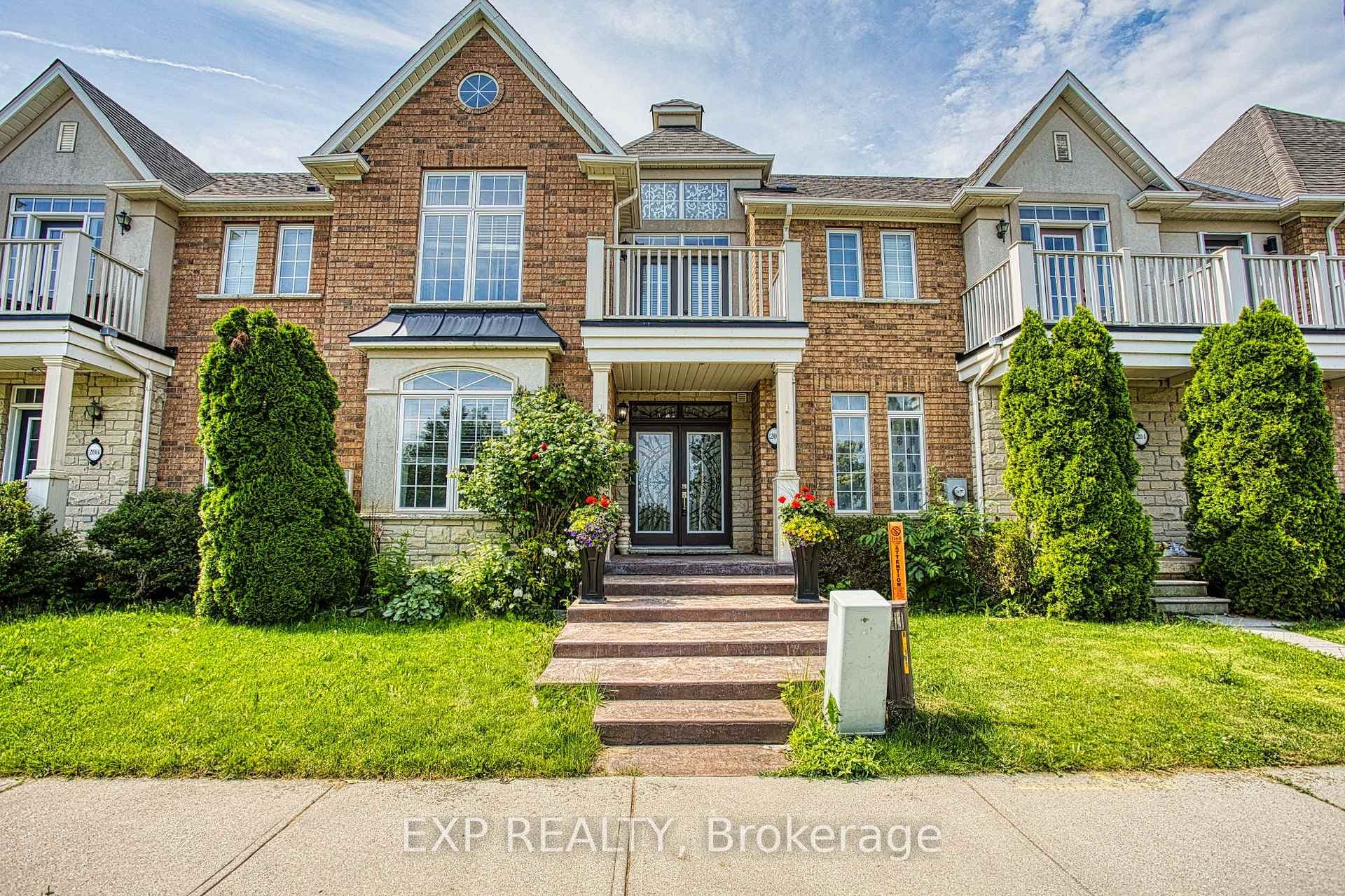 206 Springstead Avenue photo 1