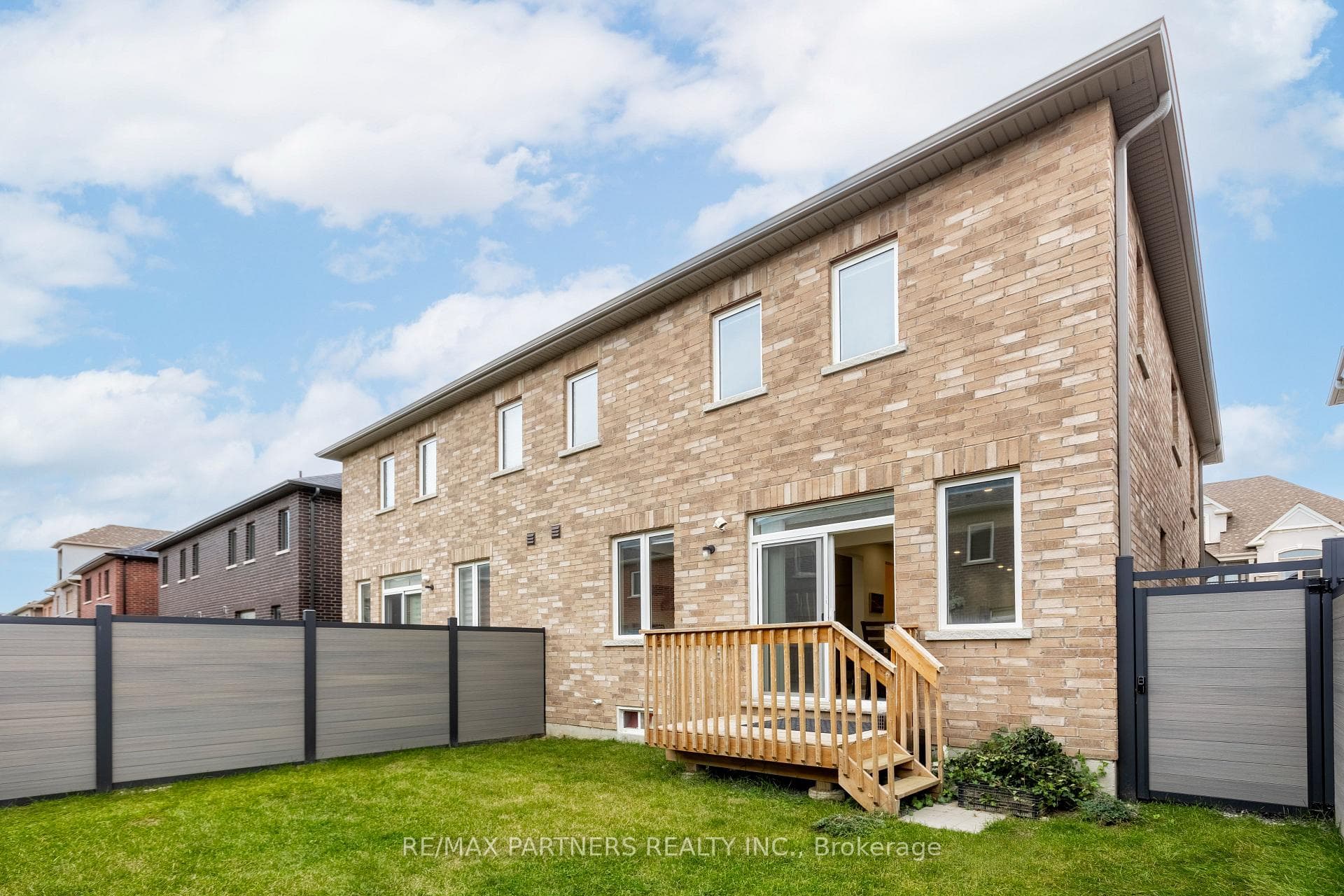 54 Crofting Crescent photo 21