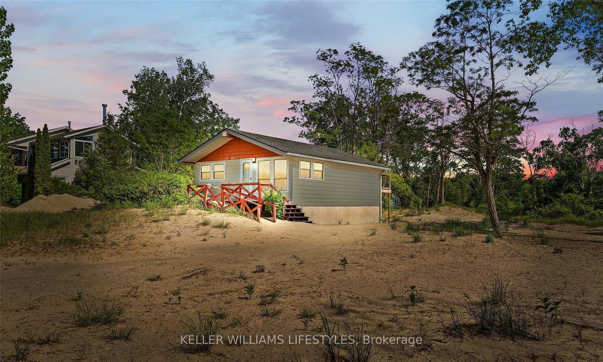 7403 SANDERSON Road photo 1