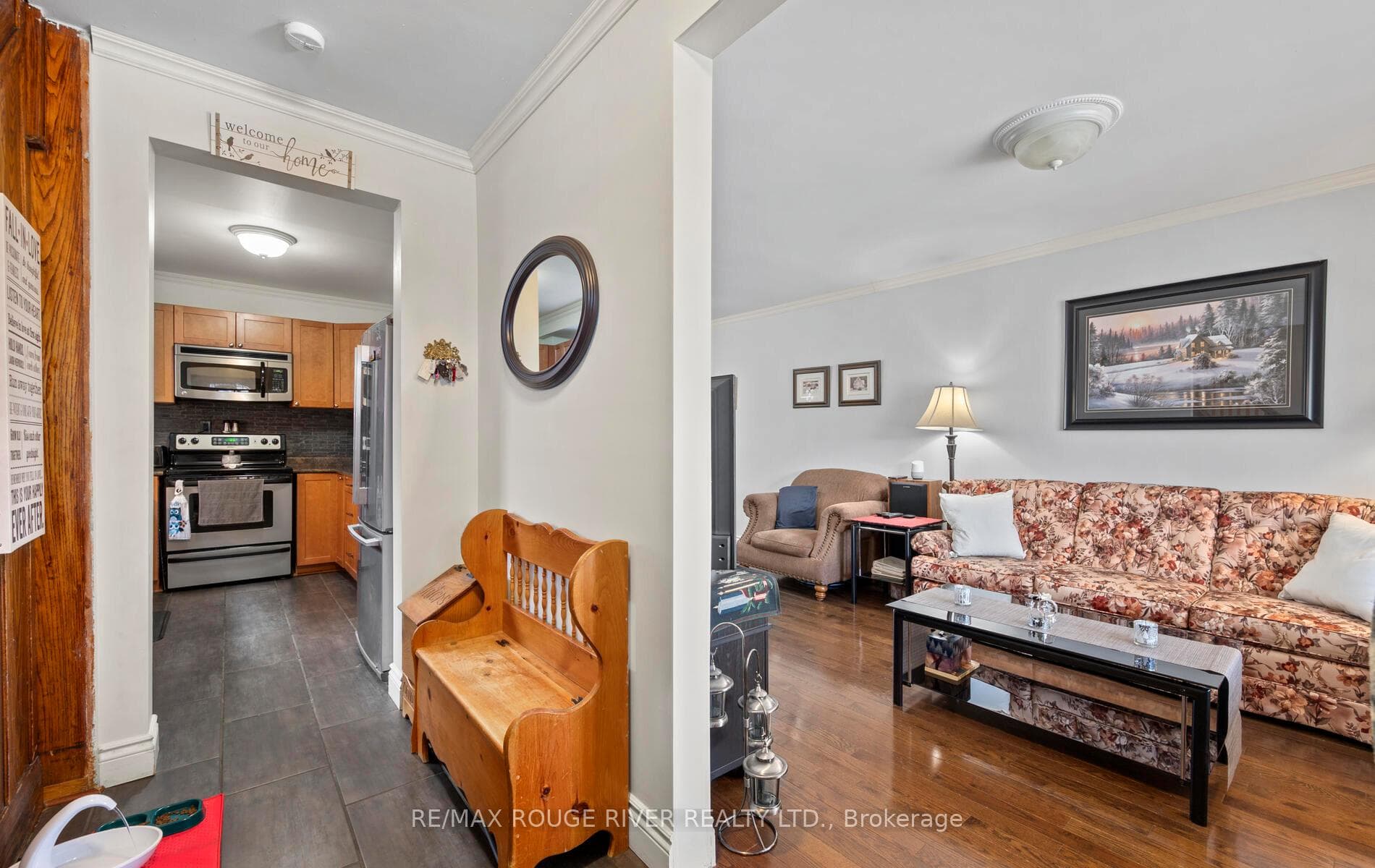 224 Burk Street photo 7