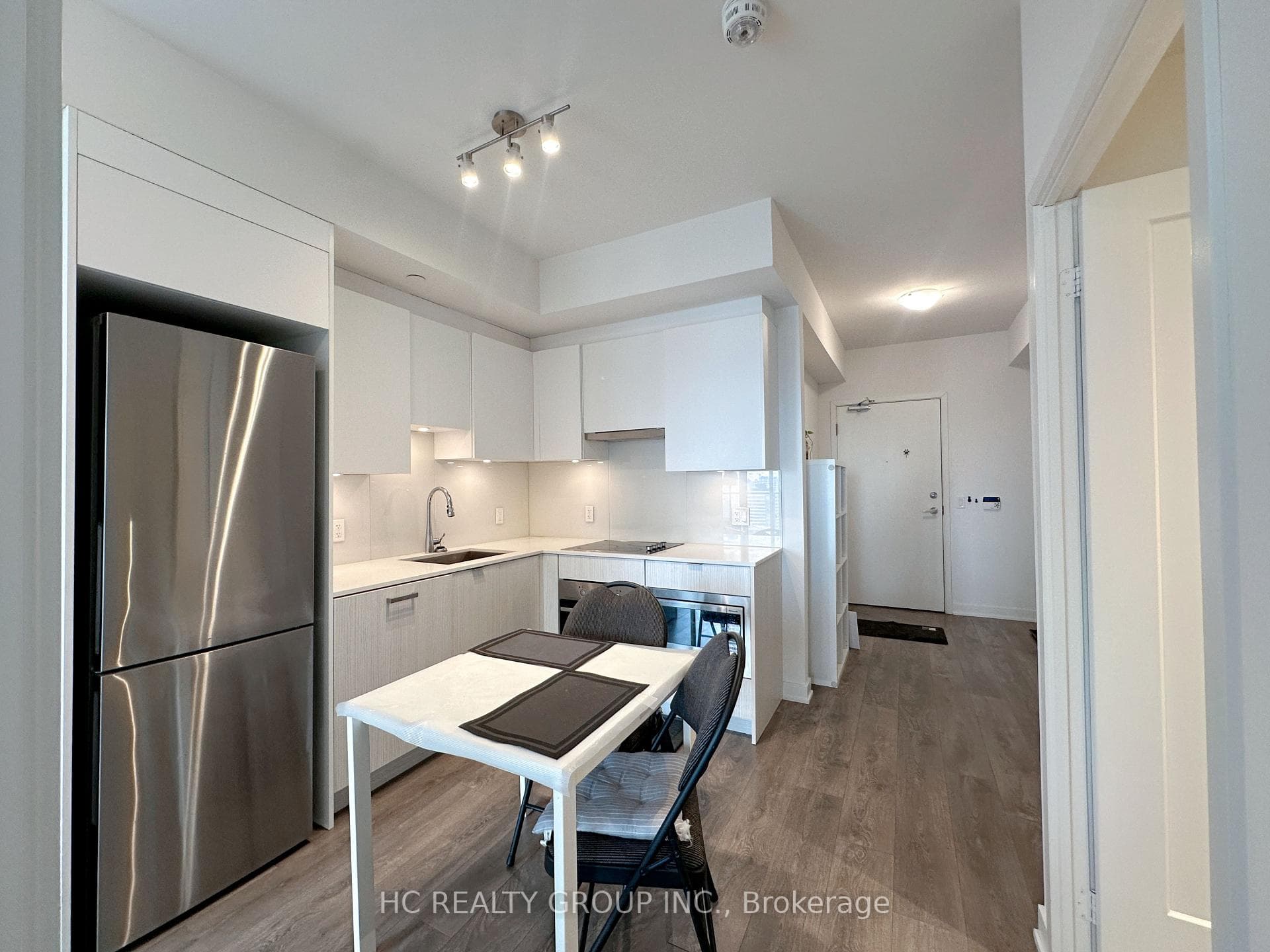 195 Redpath Avenue Unit 2906 photo 18