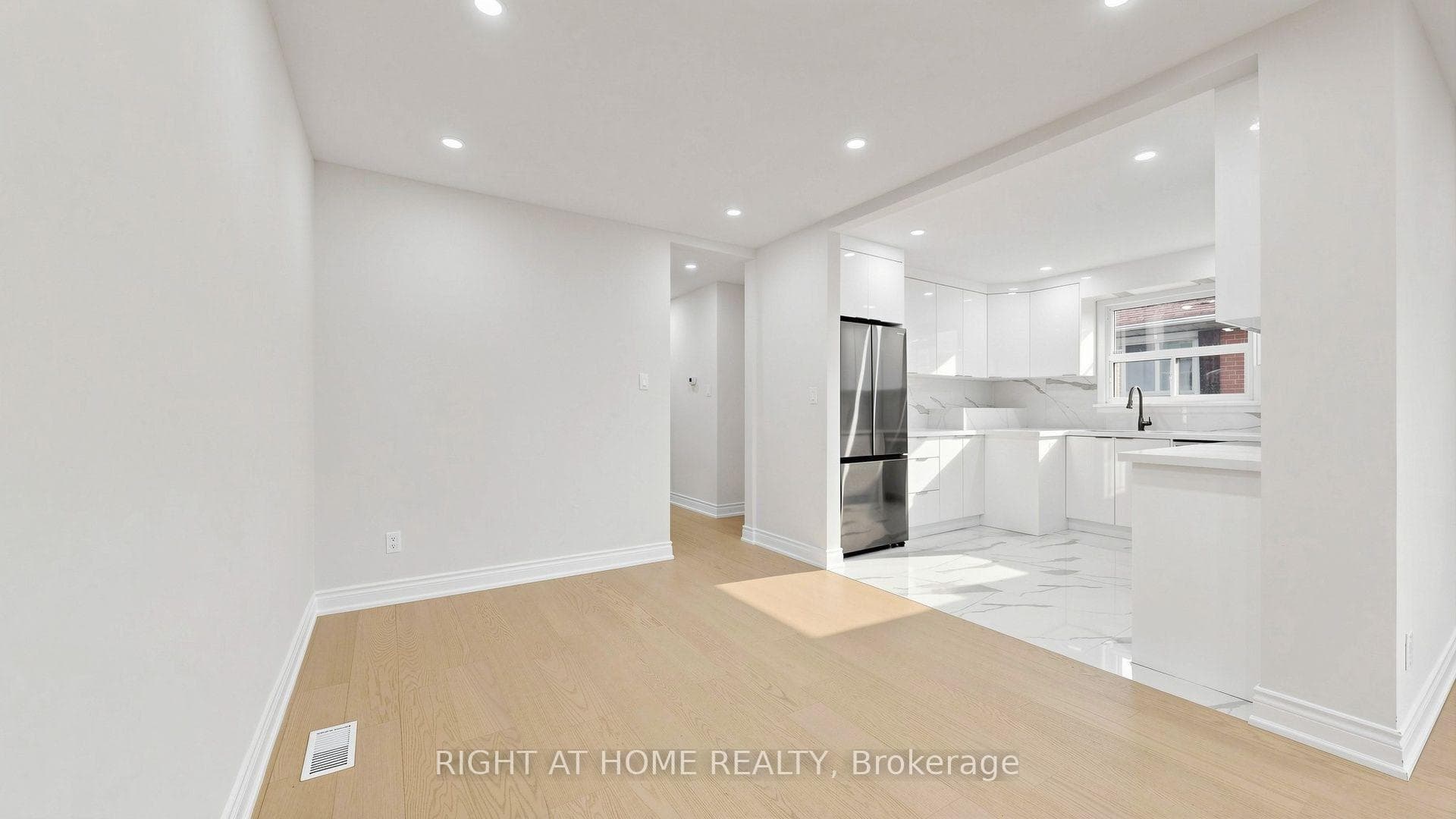 76 Fenside Drive photo 7