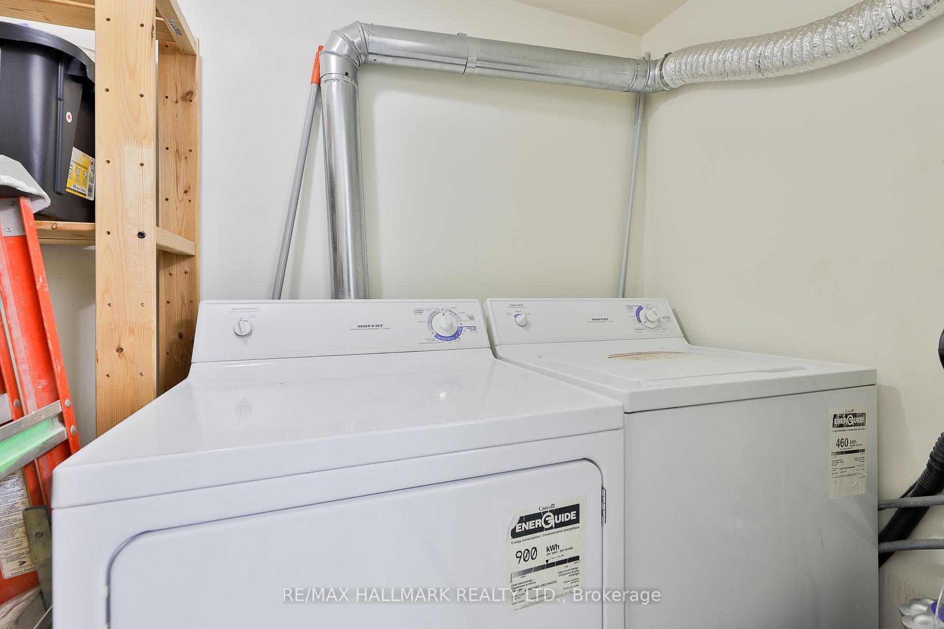 Laudry Ensuite Laudry Room