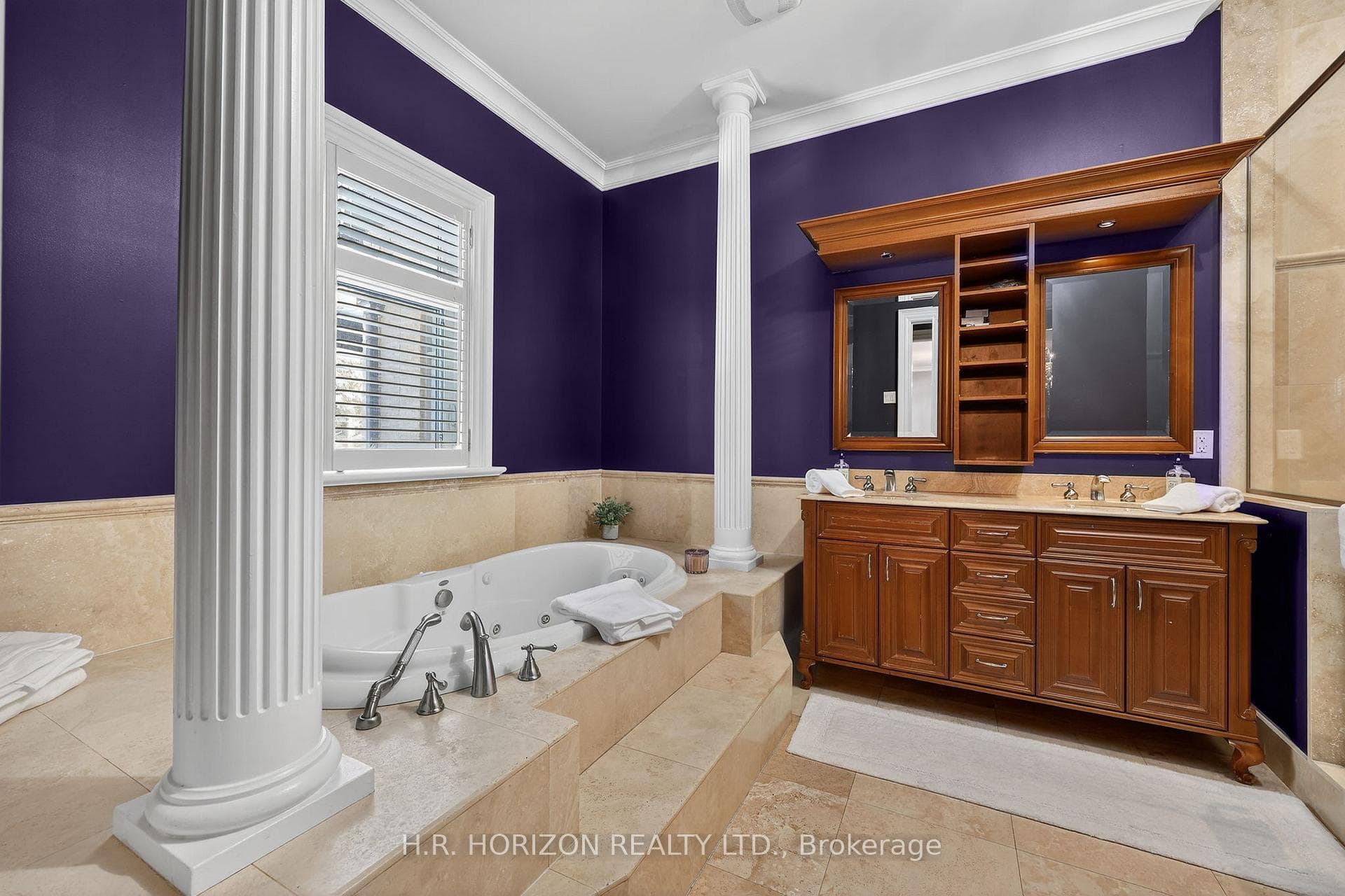 13045 Jane Street photo 25