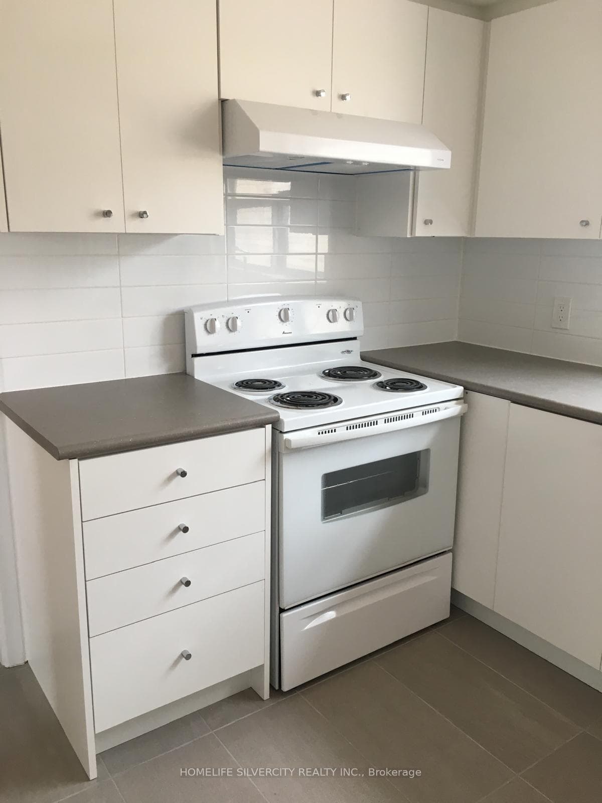 430 Ridelle Avenue Unit 3 photo 4