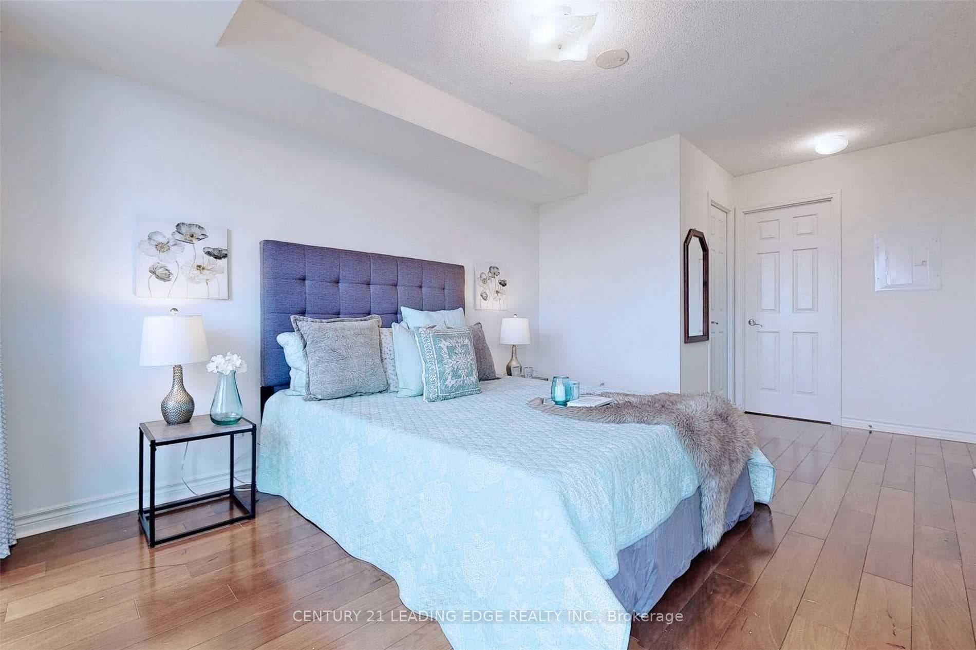 88 Grangeway Avenue Unit 307 photo 14