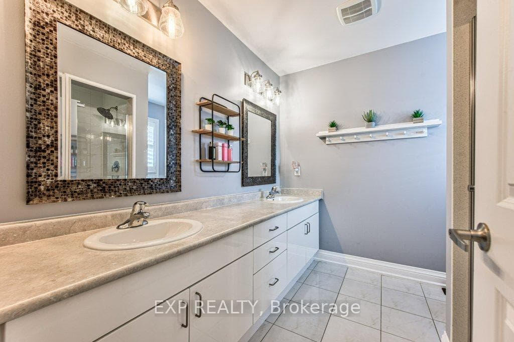 76 Ruhl Drive photo 33