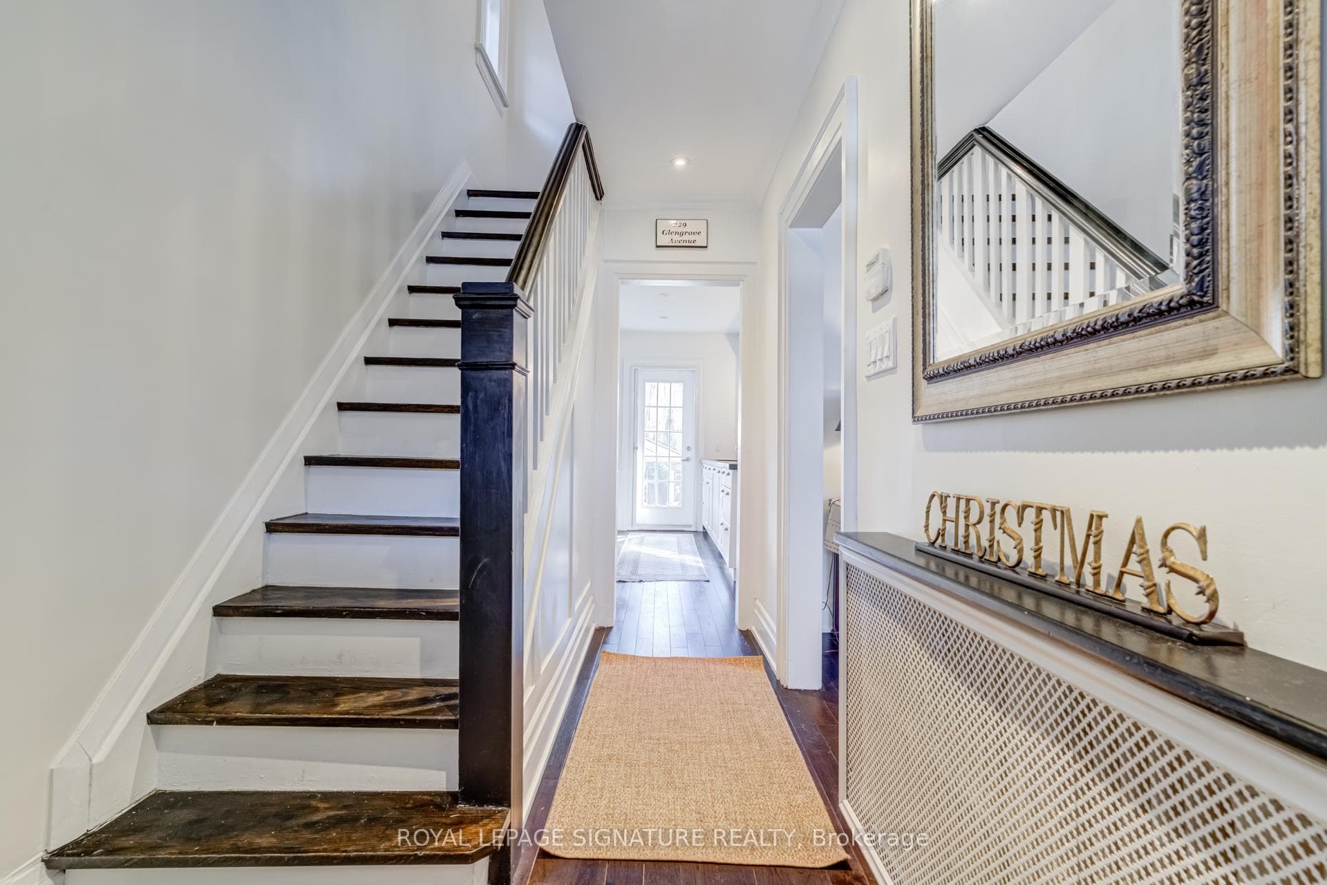 229 Glengrove Avenue photo 3