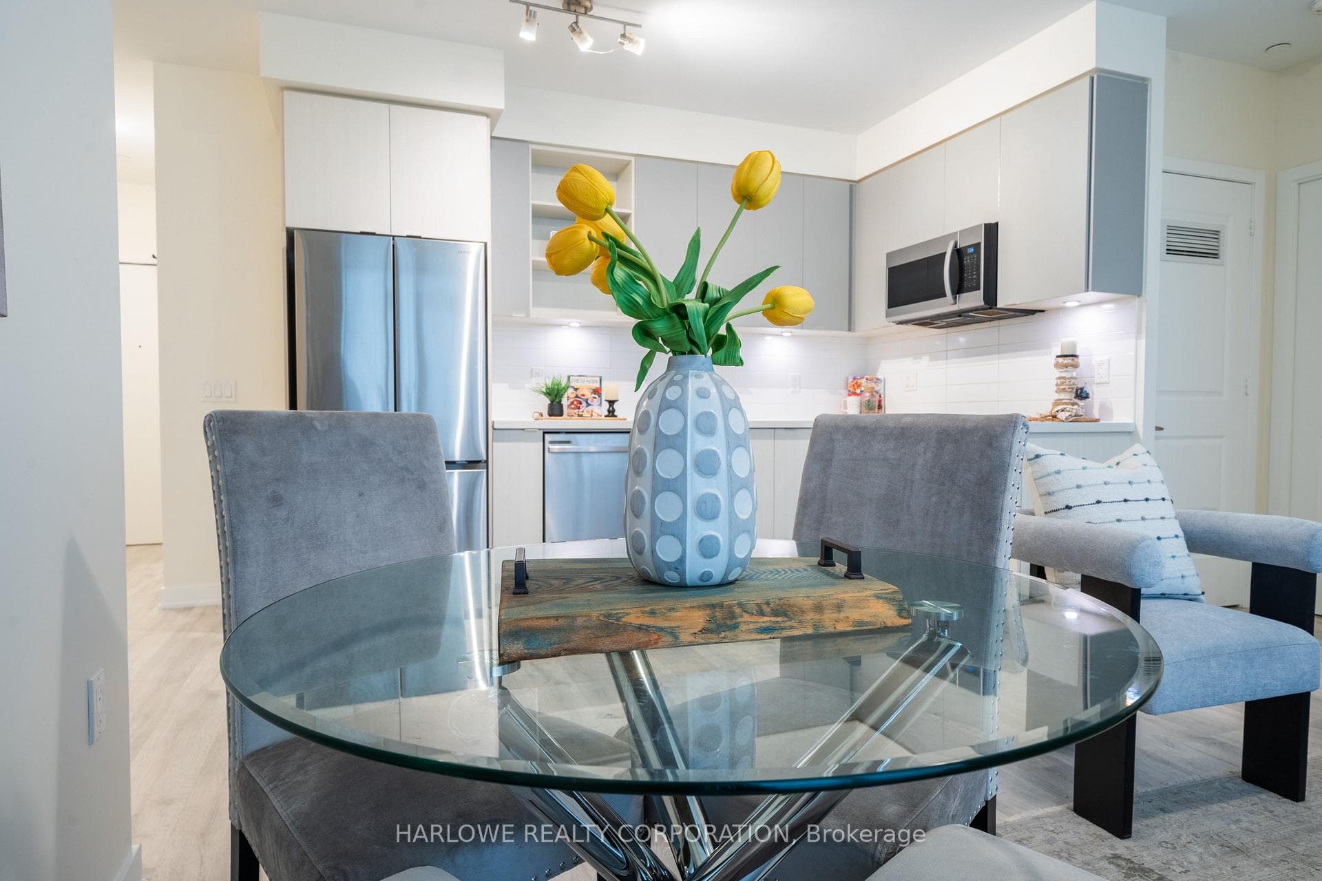 4655 Metcalfe Avenue Unit 109 photo 16