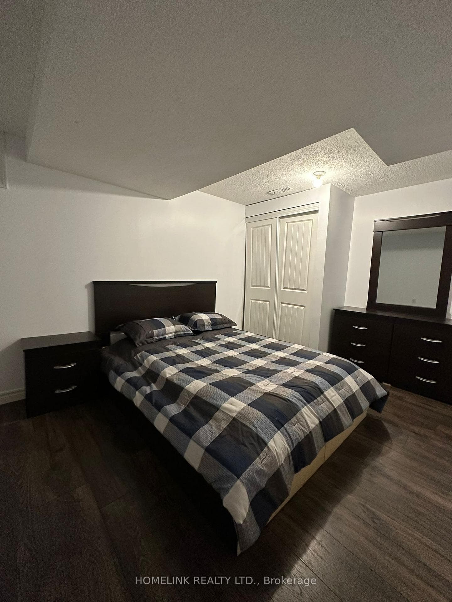 3294 COUNTRY Lane photo 29