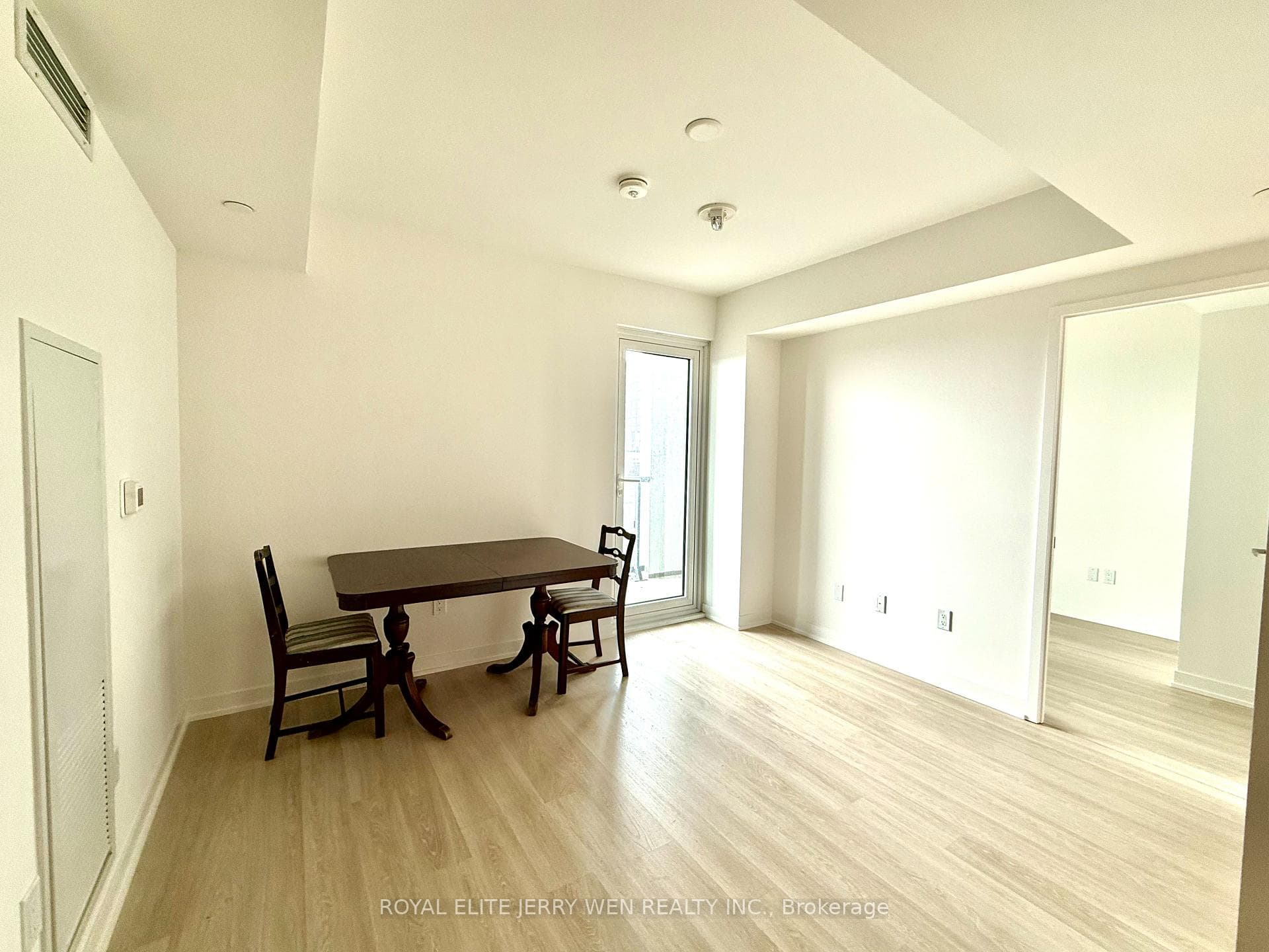 500 Wilson Avenue Unit 703 photo 5