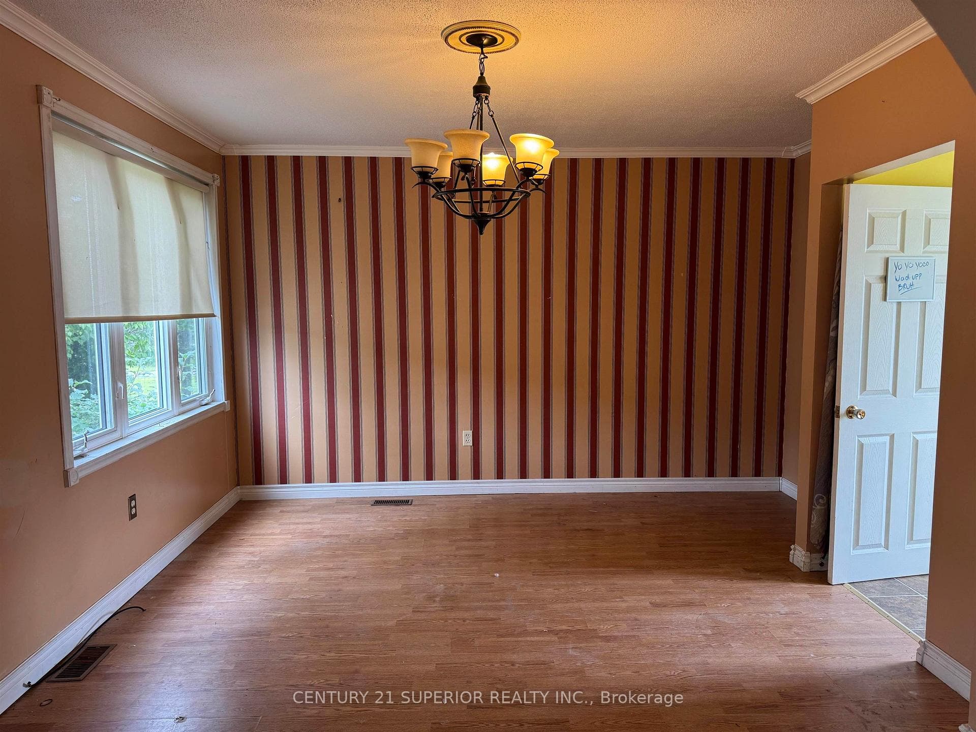 3 Ross Ave photo 3
