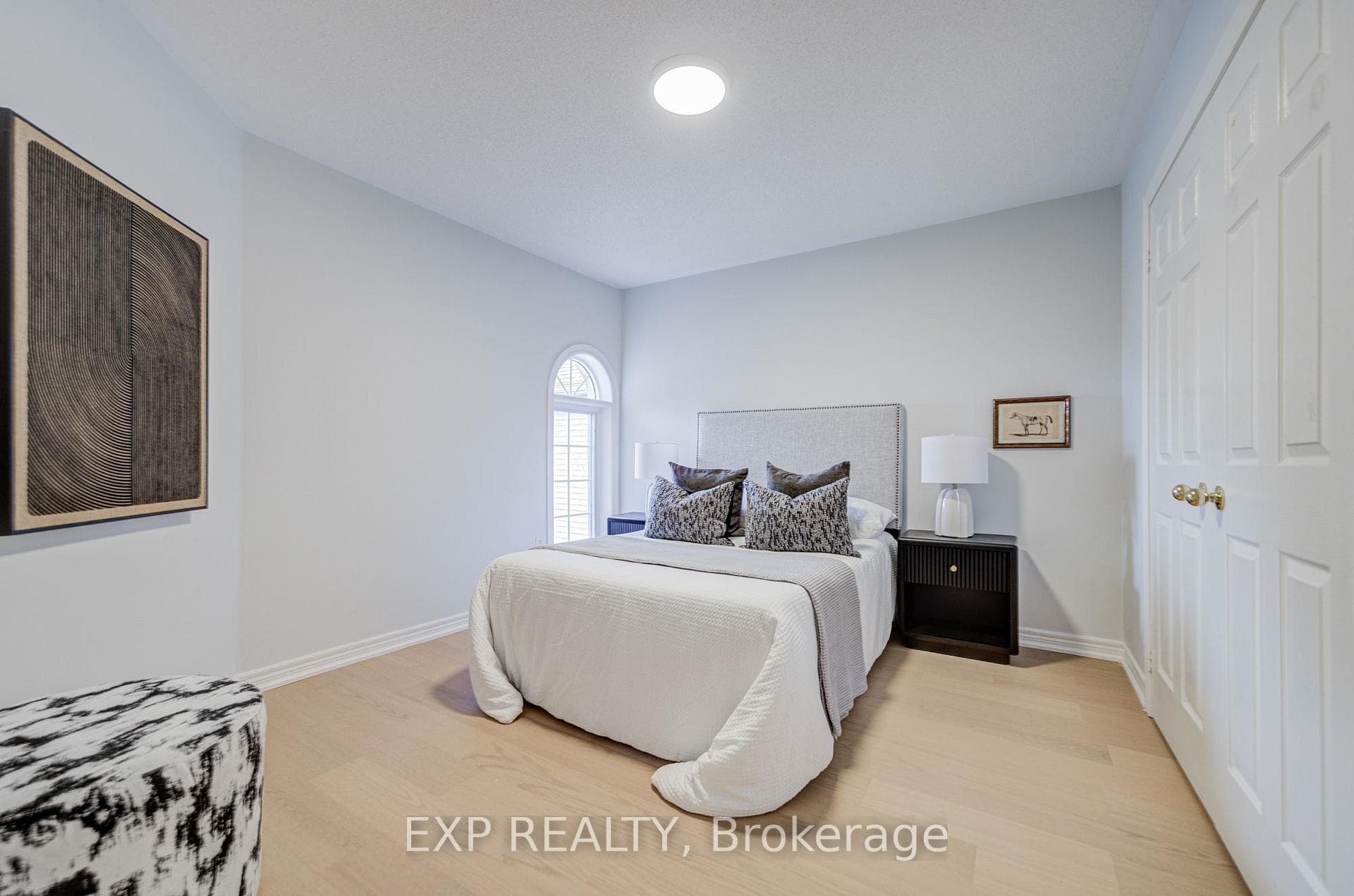 71 Futura Avenue photo 36