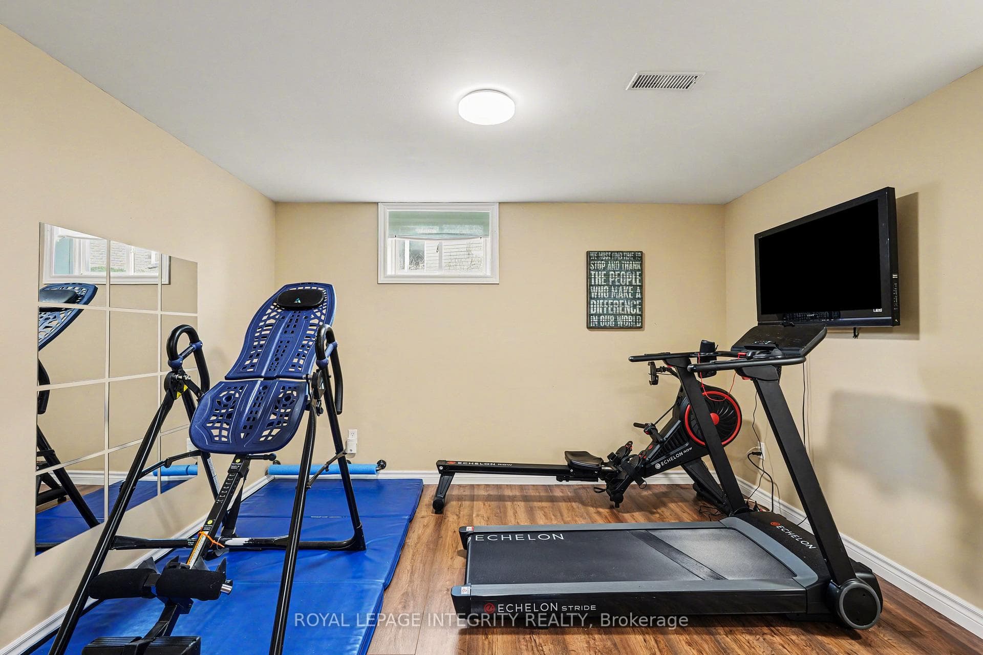 25 Decaria Boulevard photo 22