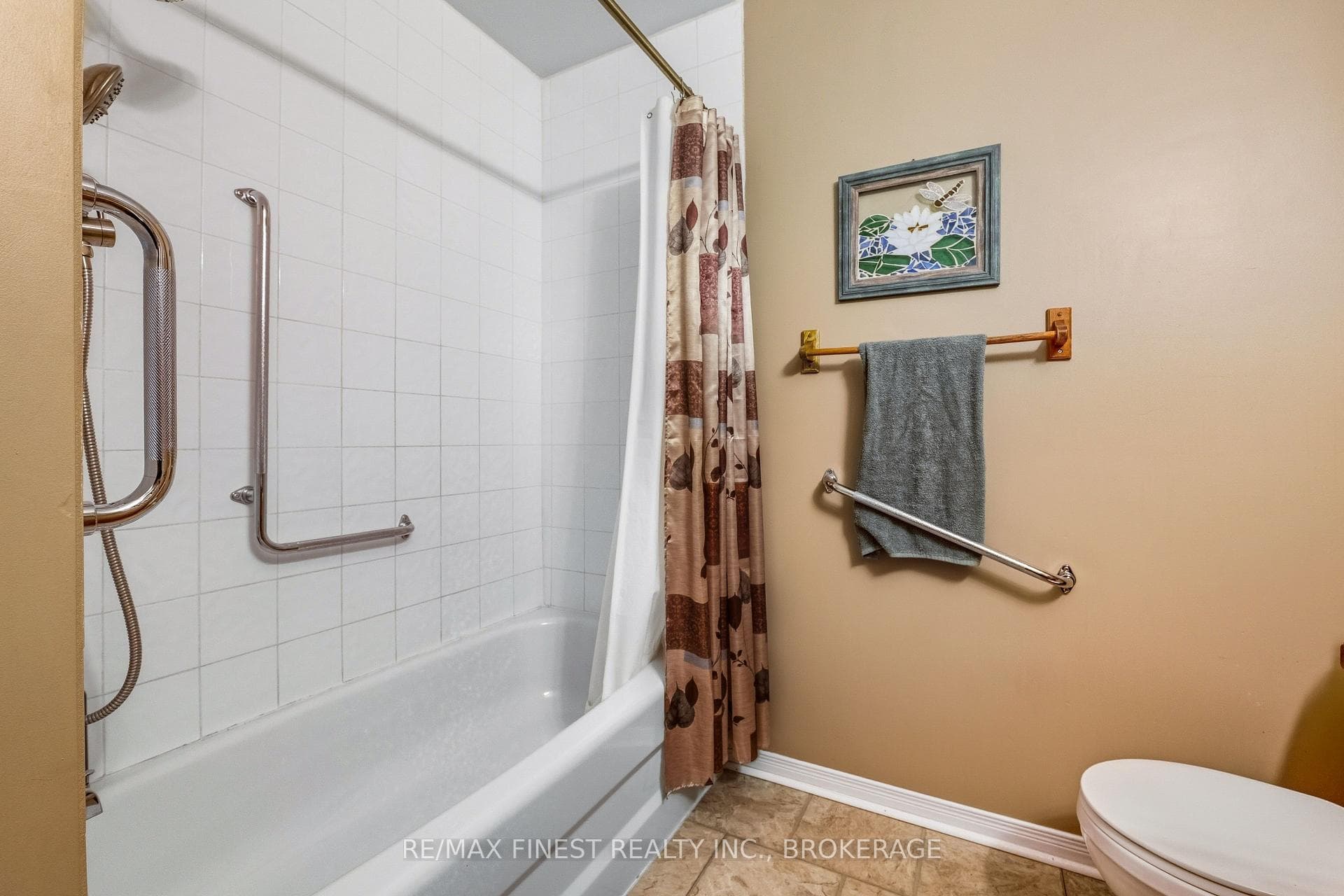 77 Wilson Street photo 22