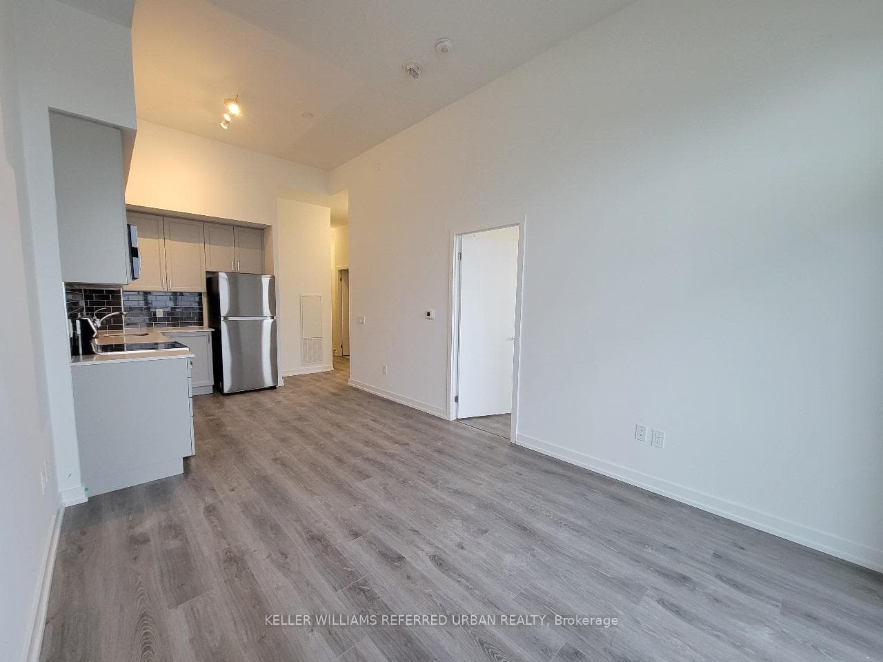 1480 Bayly Street Unit 709 photo 1
