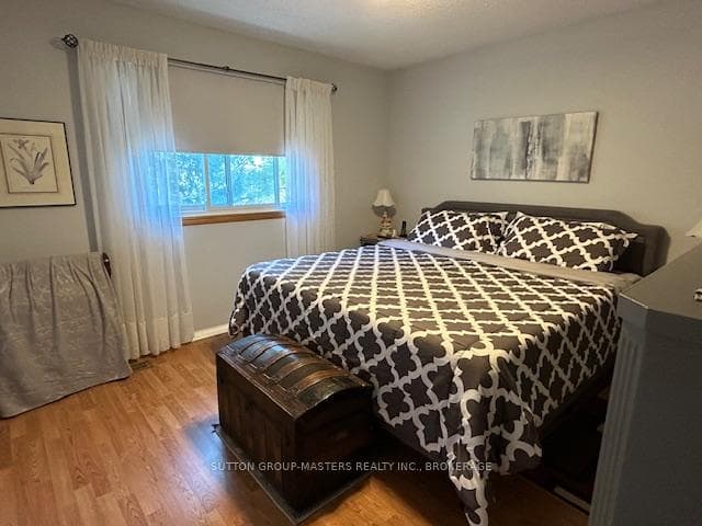 1496 Sydenham Road photo 14