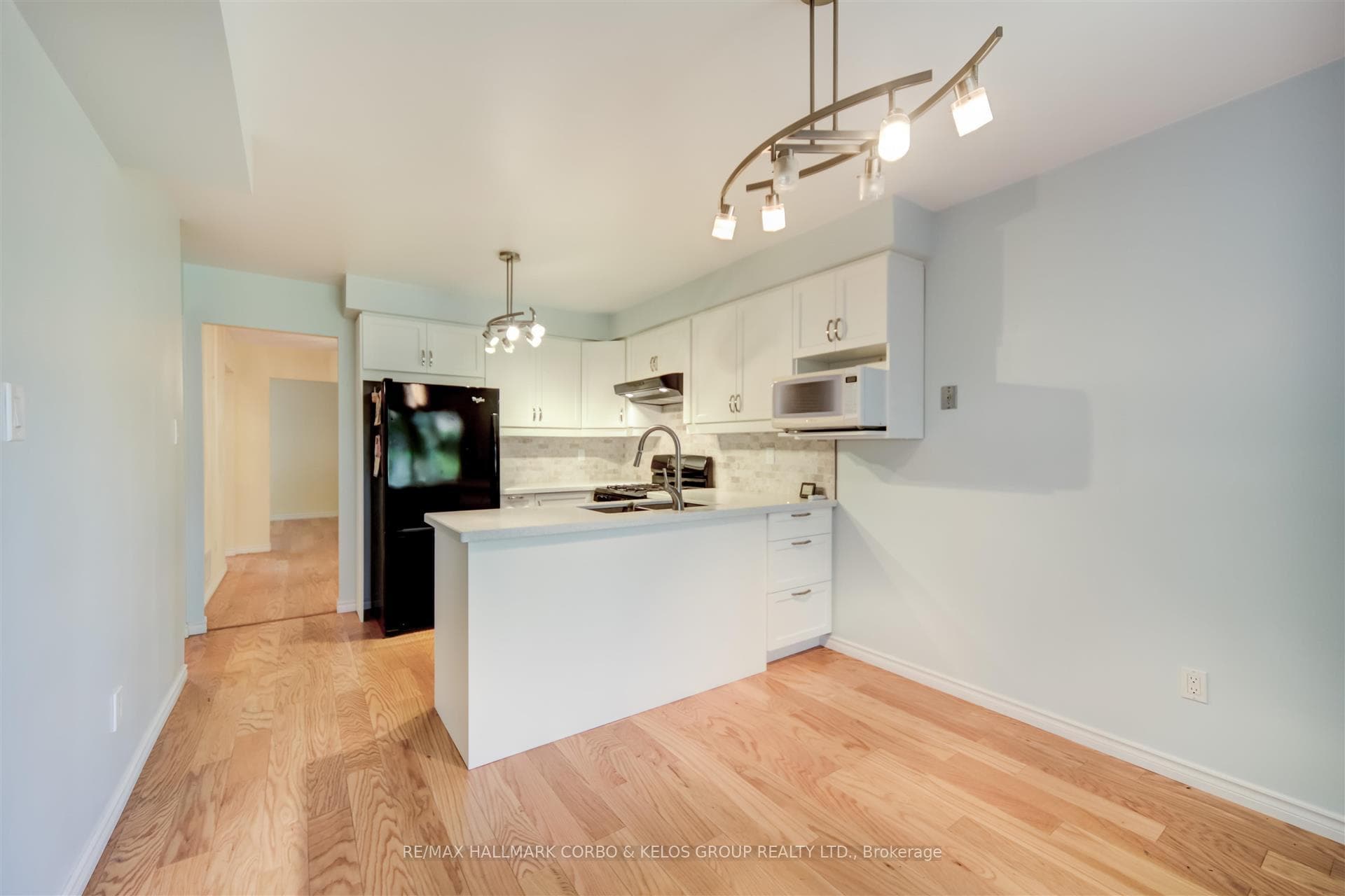 29 Forest Grove Drive photo 11