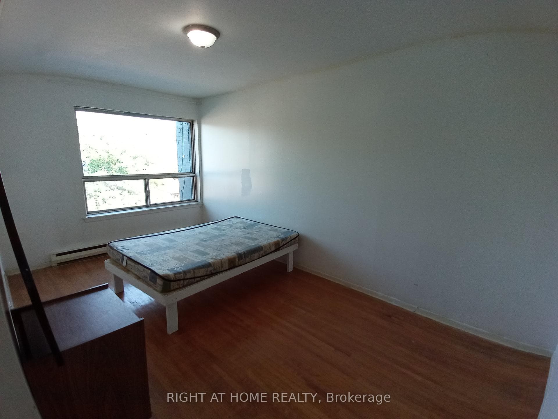 428 Dawes Road Unit A photo 6