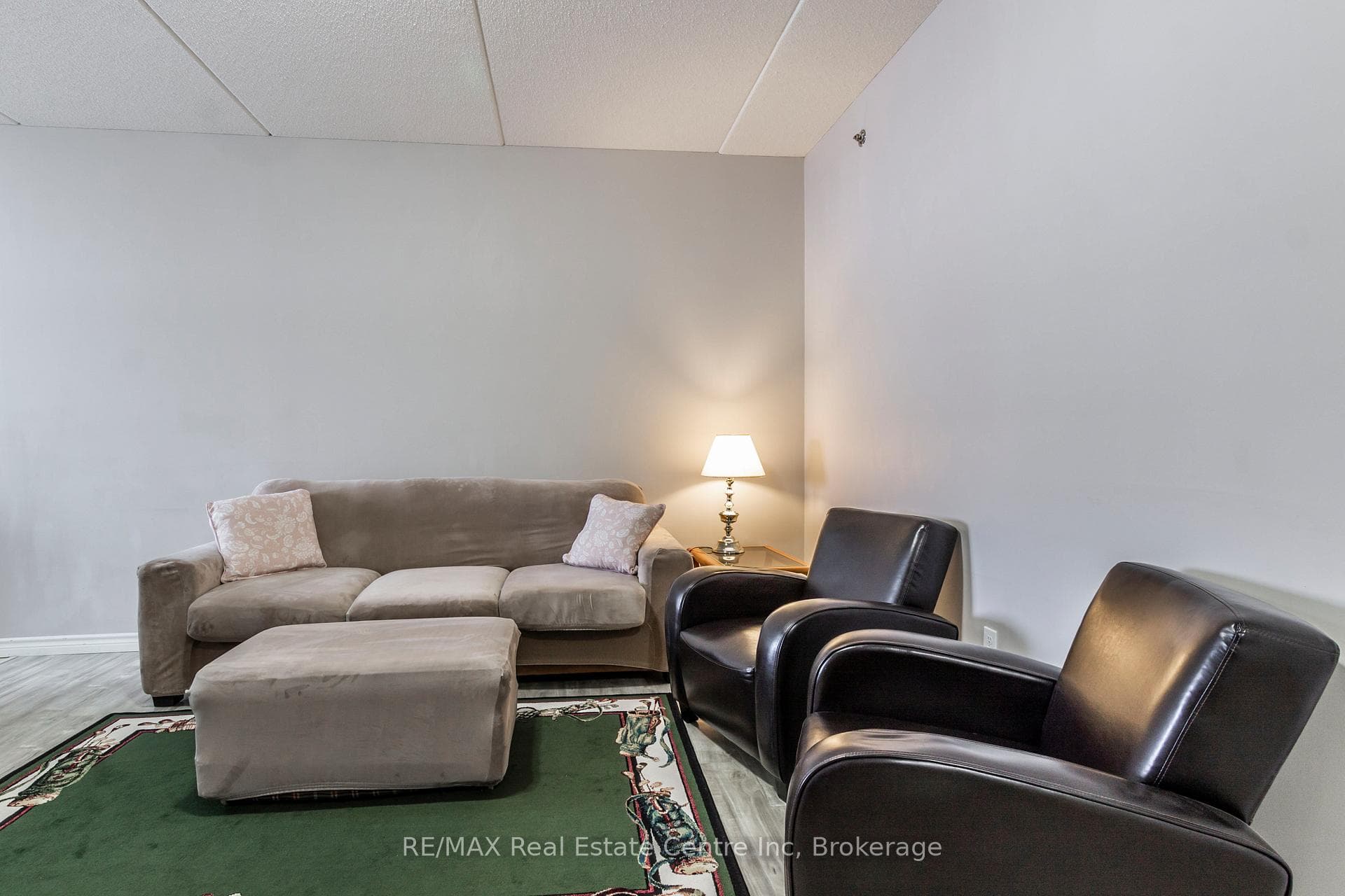 1440 Gordon Street Unit 118 photo 11