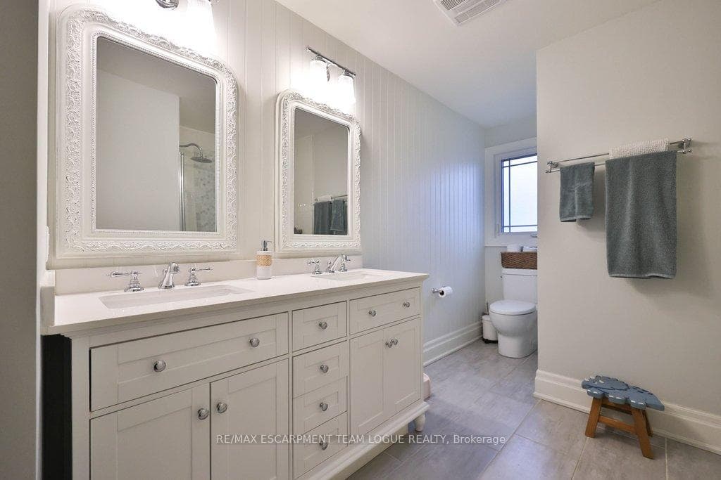 2047 COUNTRY CLUB Drive photo 31
