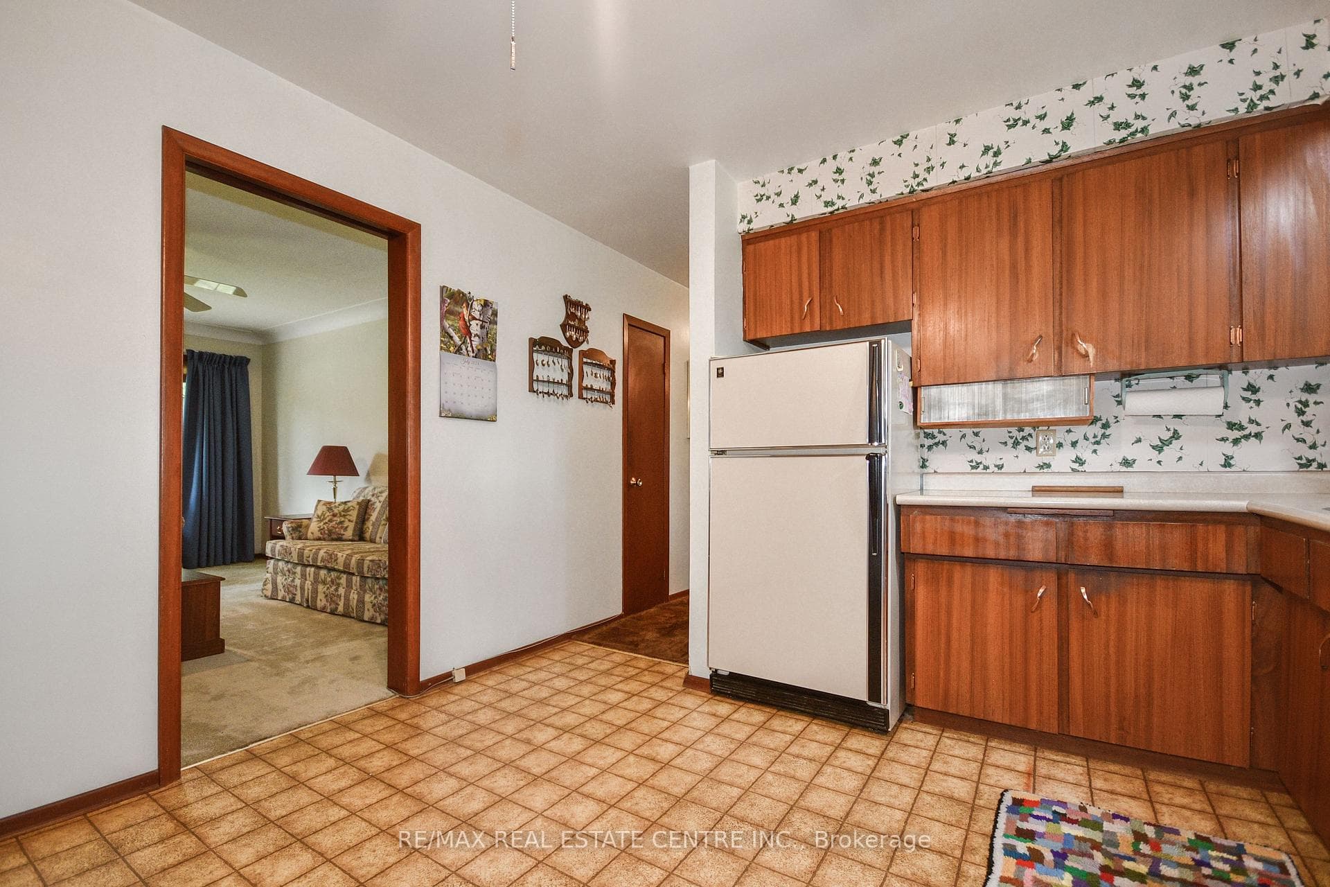 144 Alison Avenue photo 13