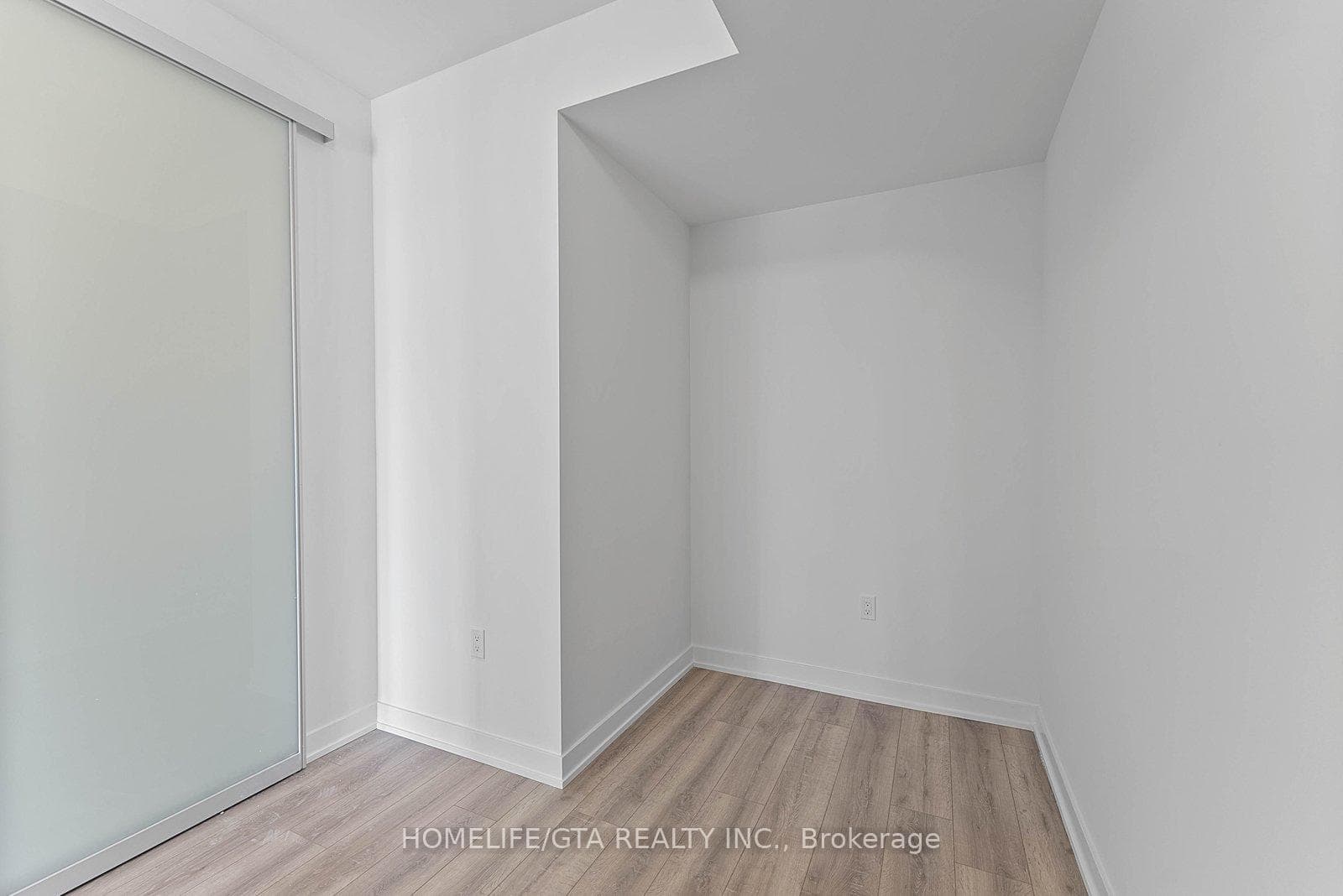 1 QUARRINGTON Lane Unit 2210 photo 22