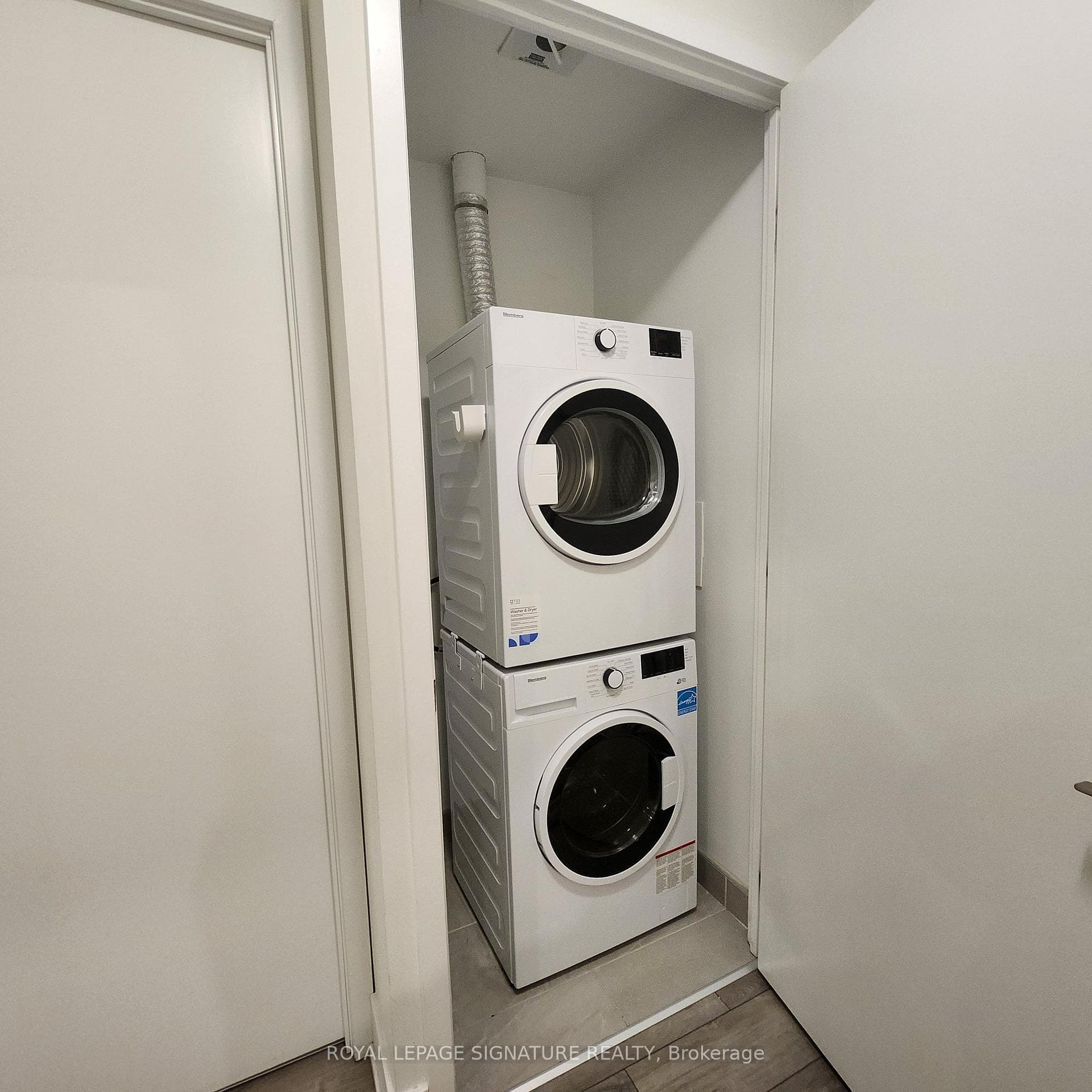 3100 Keele Street Unit 910 photo 27